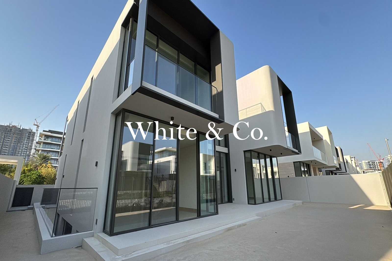Luxury Villa | Brand New | Rooftop Terrace