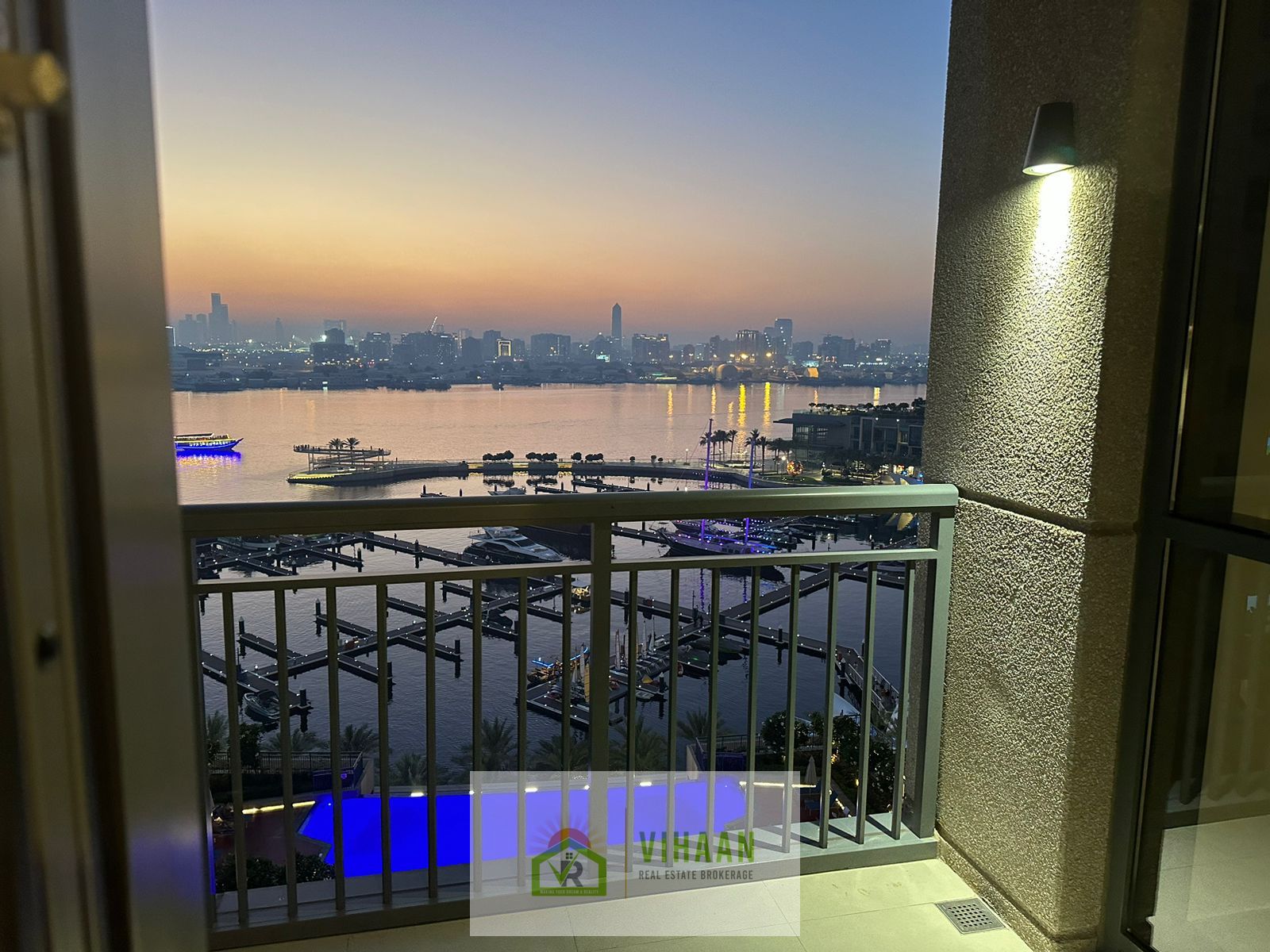Luxury Residence | 3 BR | Sea View