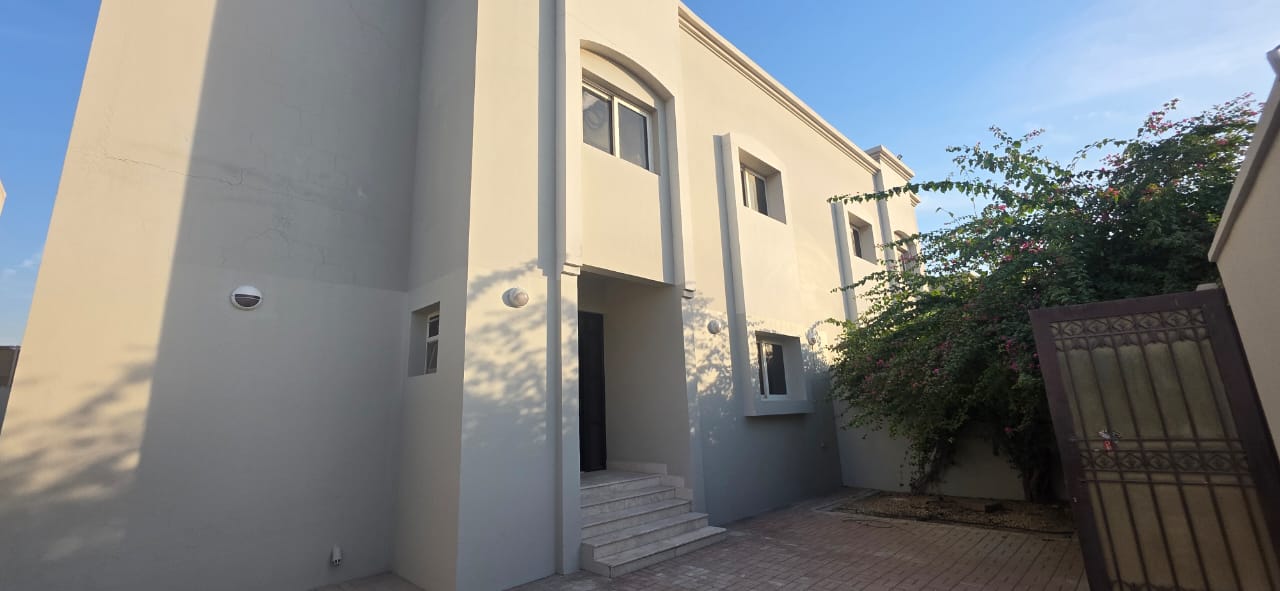 ***Brand New 4 Bedrooms Duplex Villa in Al Barashi area***