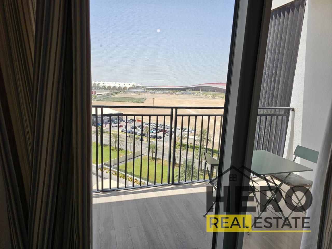 Fully Furnished | Ferrari World View | With A Cozy Balcony !