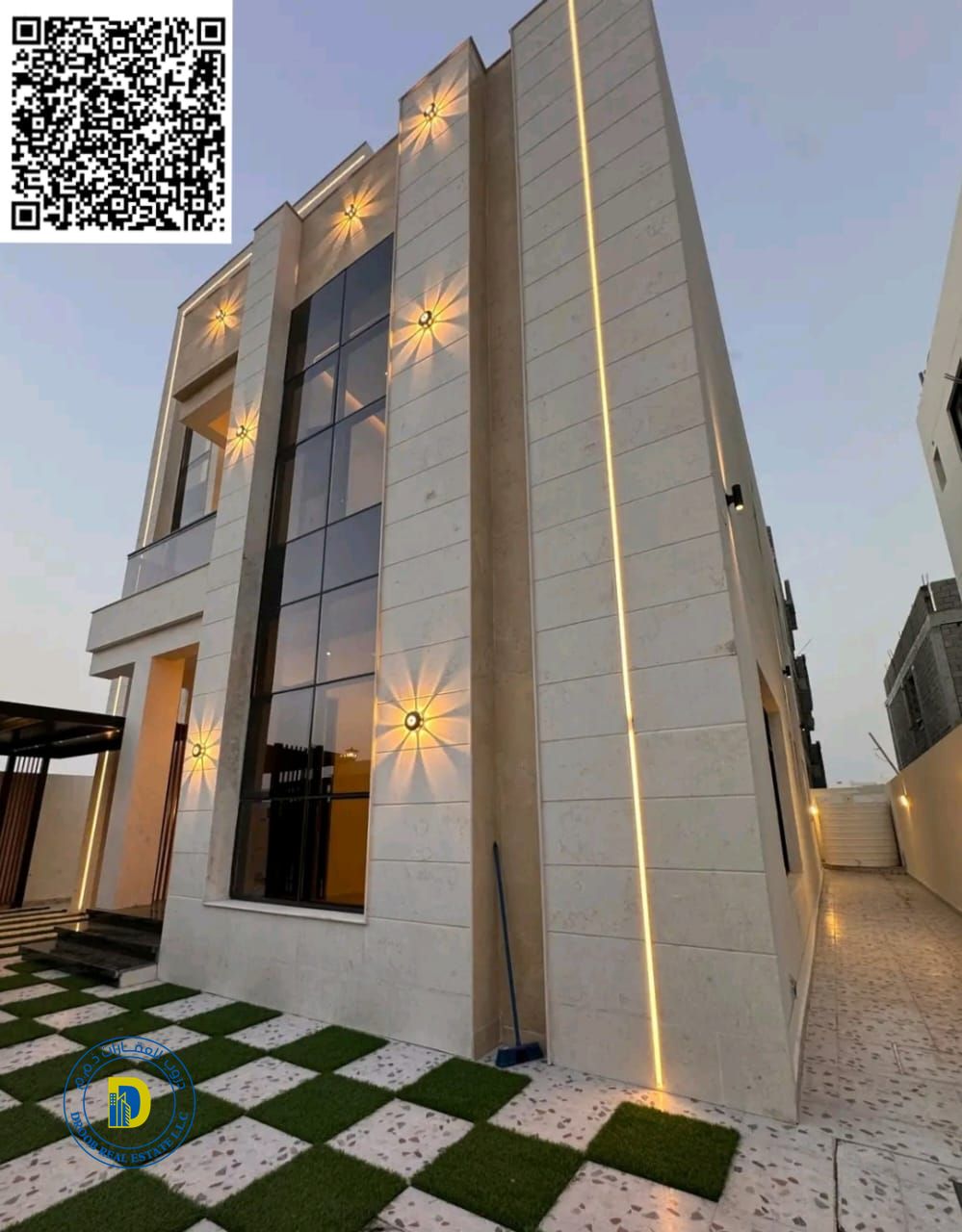 For sale: A stunning villa in Al-Haliou area. 6 bedrooms, living room, majlis, and roof terrace. Attractive price.
