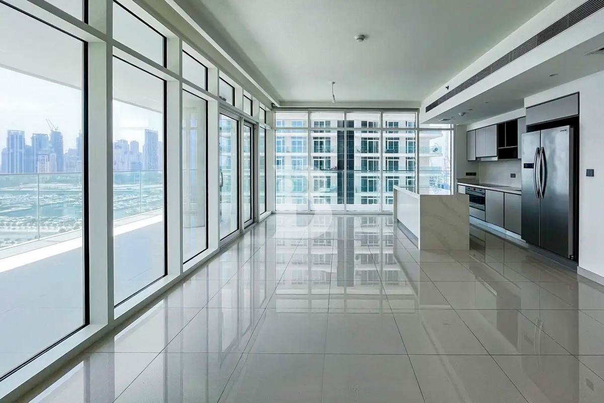 Spacious 3 Bedroom | Sea Views | Brand new