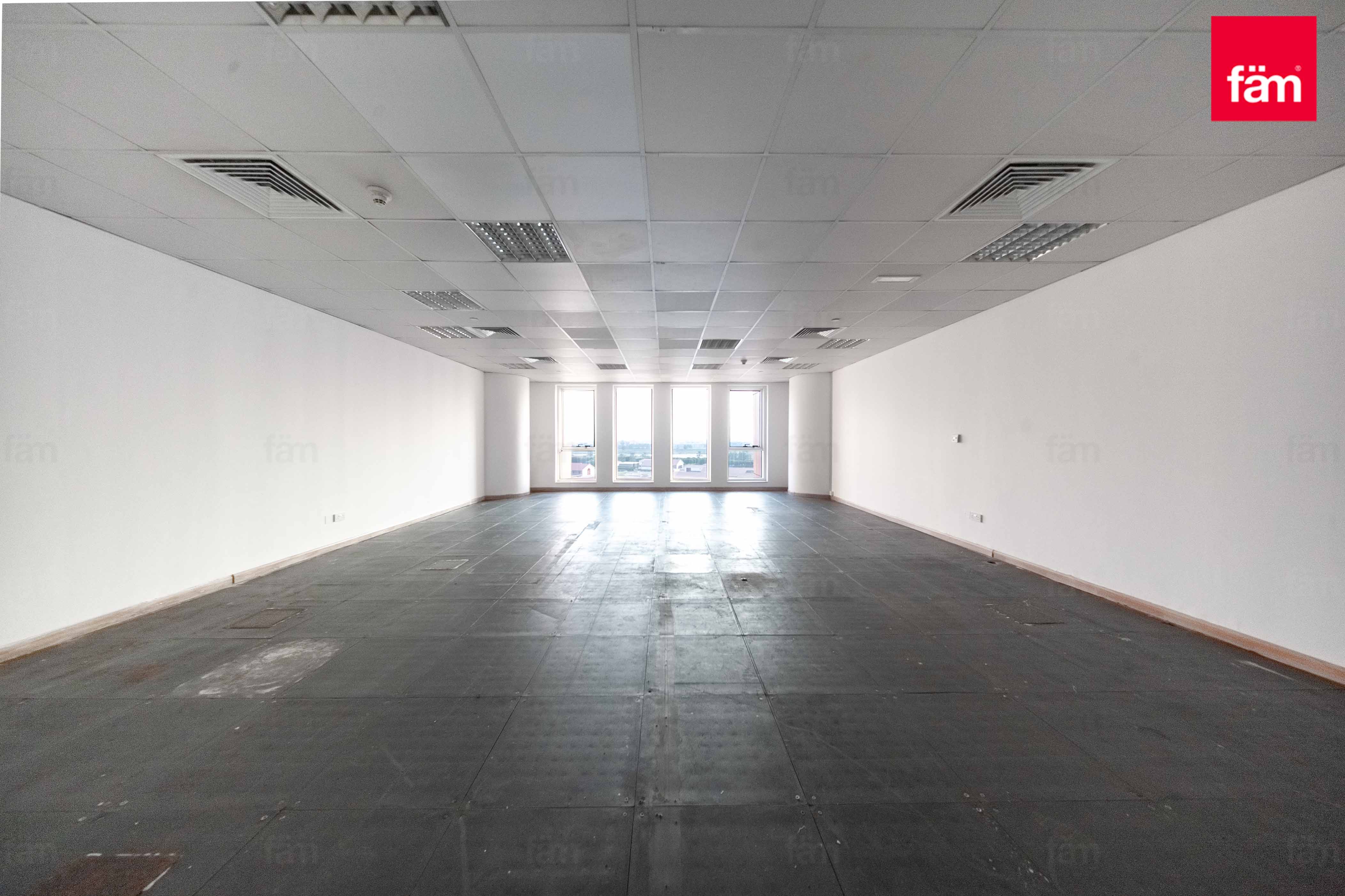 Raised floors | Open Views | Semi fitted