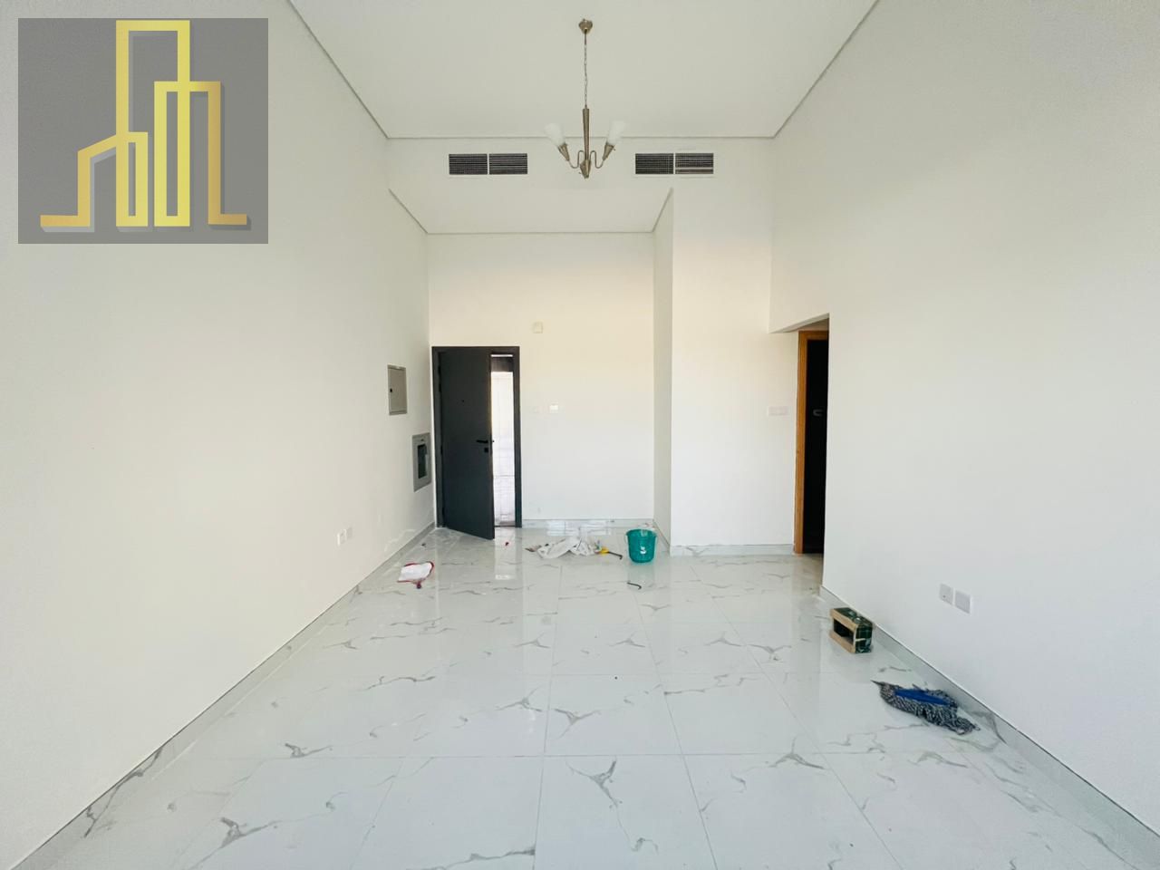 1BHK BRAND NEW BULLING FIRST SHIFFTIG I SARAB ALJADA