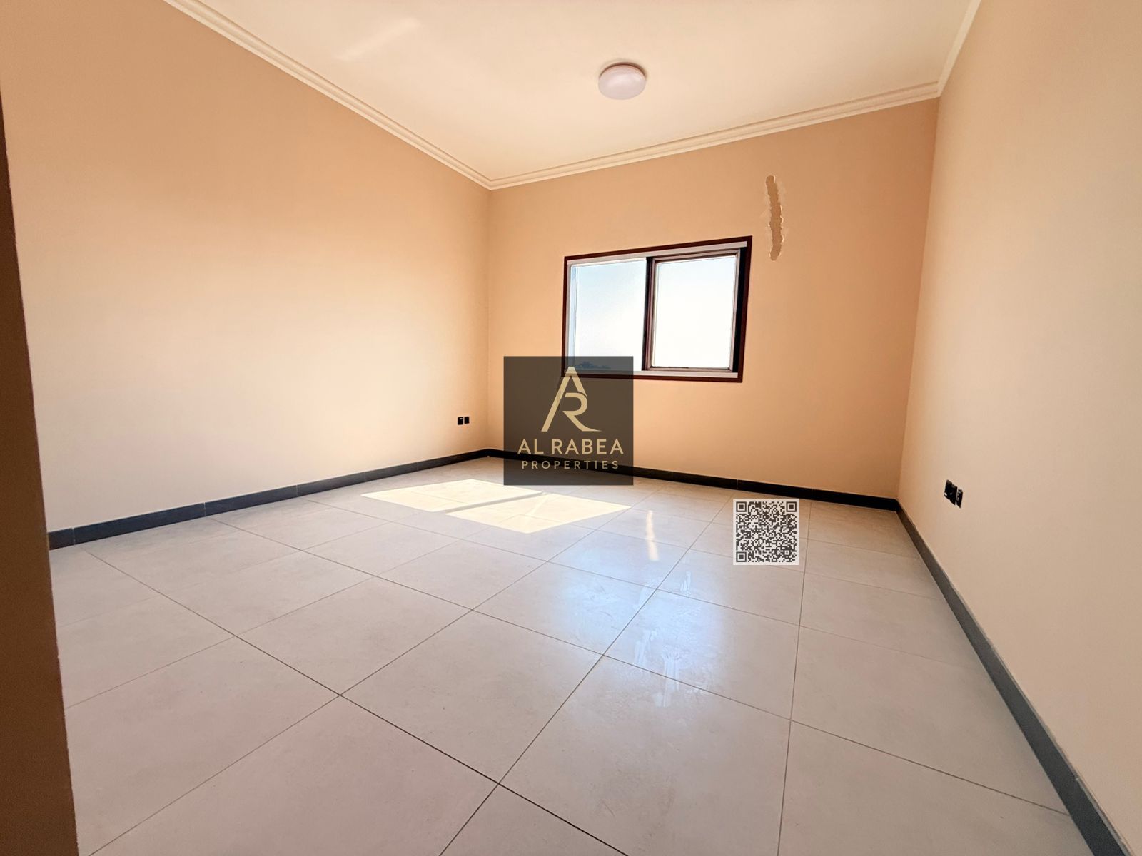 3 bedrooms and a living room, first occupancy, with a maid's room, built-in wardrobes, and four bathrooms.