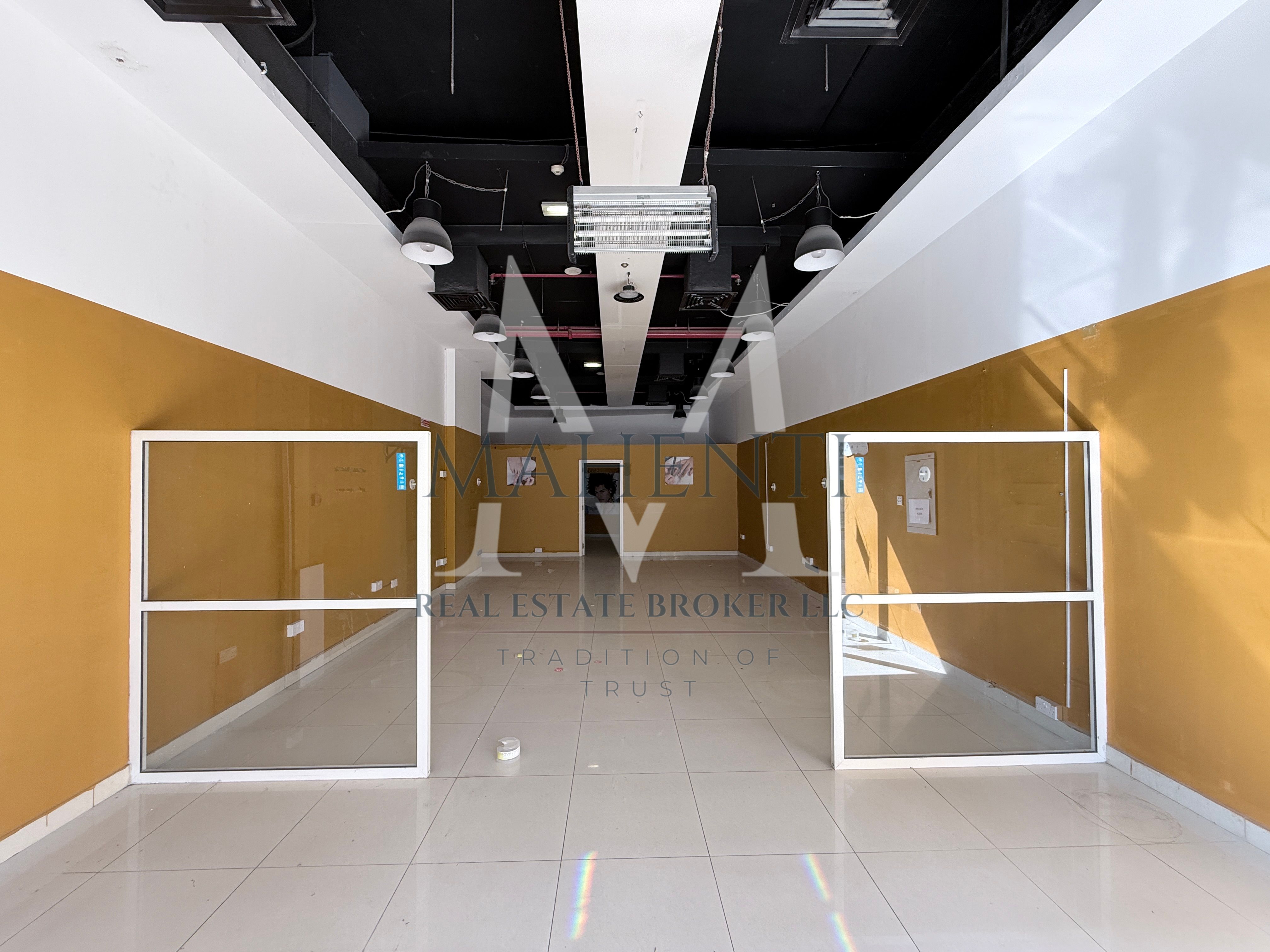 Prime Investment Opportunity | Vacant 1,043 Sqft Shop l close to new metro station