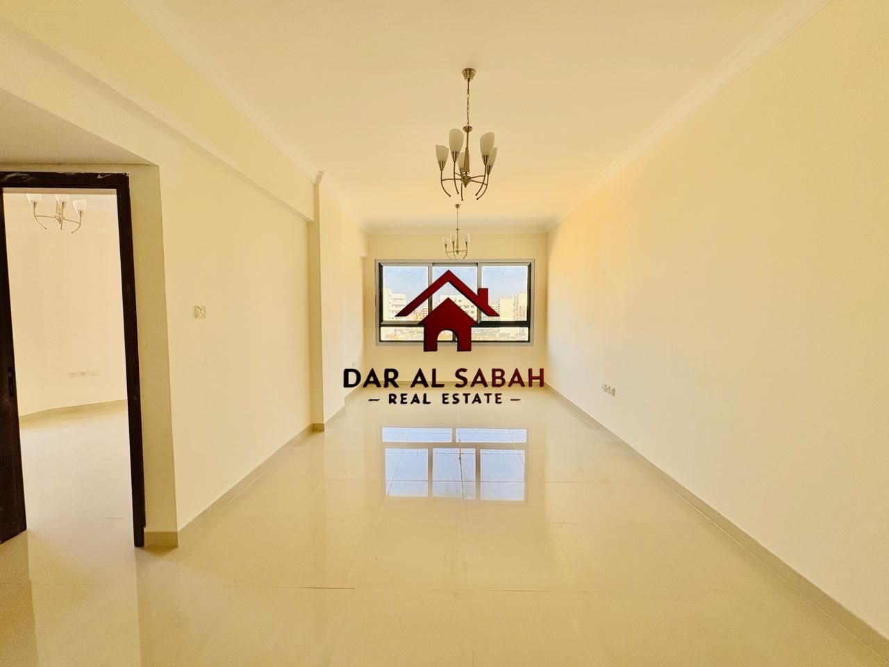 Brand new building/6 cheque payment/with balcony/ easy assess to dubai !