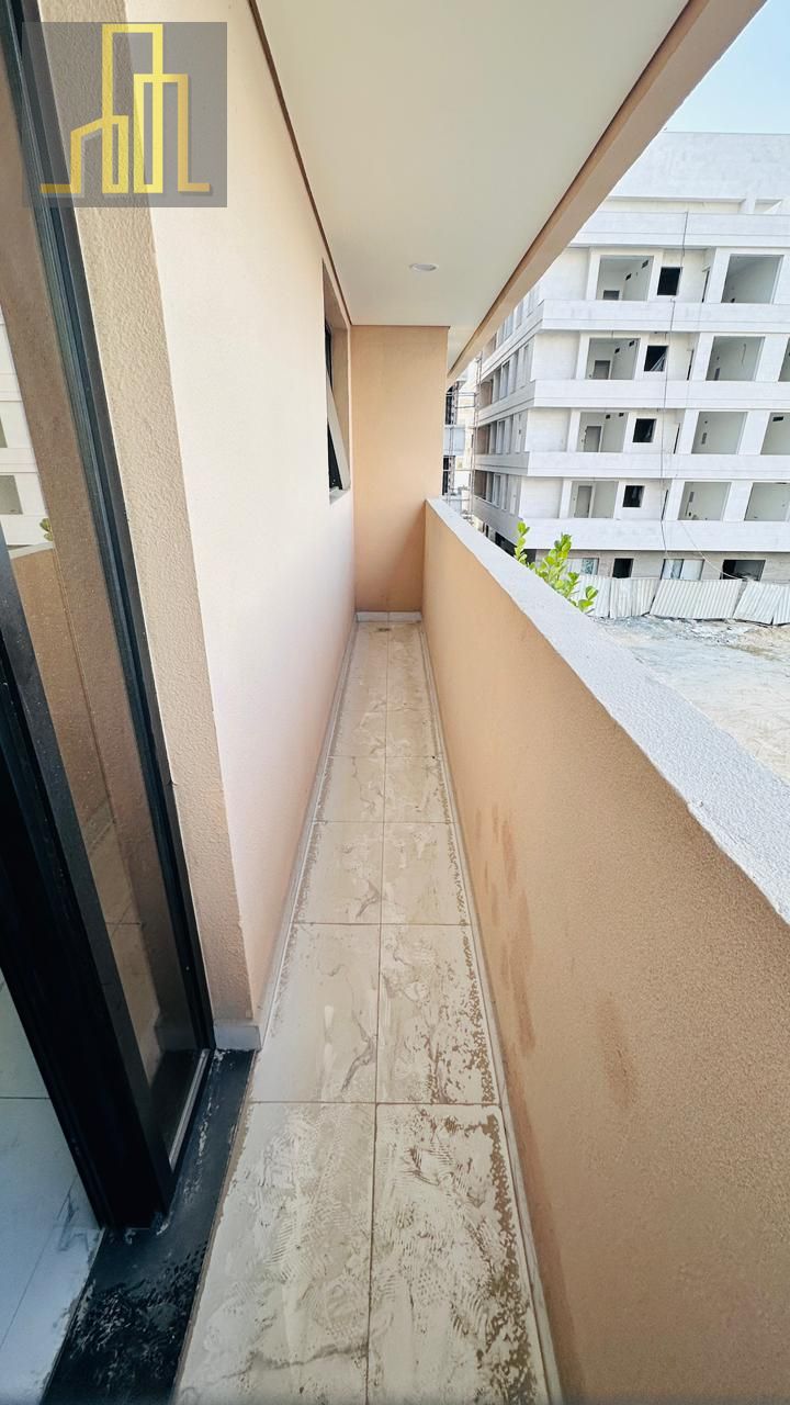 1BR // Brand new bulling// fitting shifting