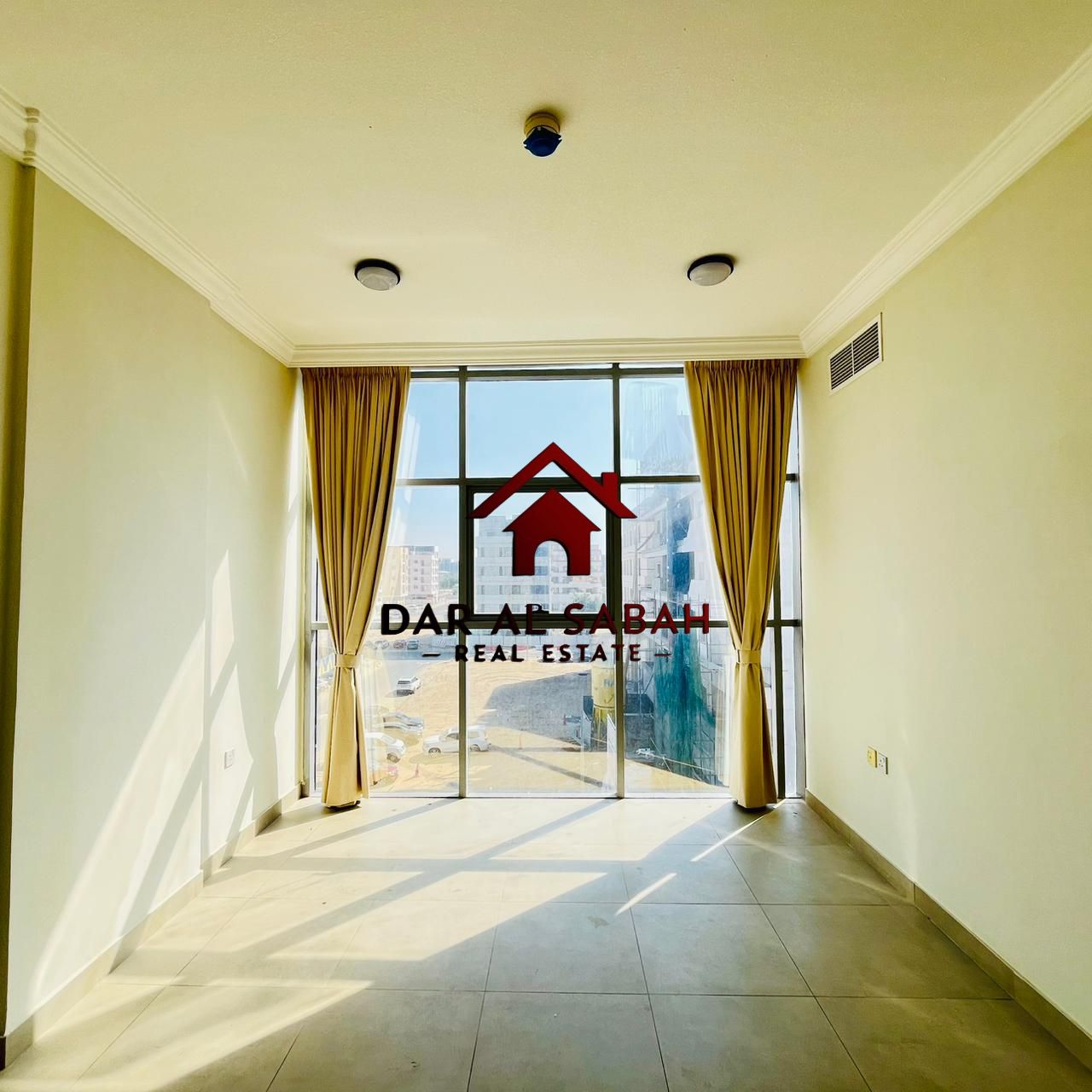 6 cheque payment/deposit cash/ready to move/easy assess to dubai !