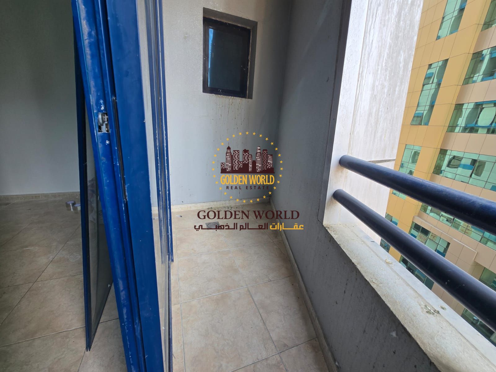 For rent 3BR apartment in Al Majaz 3. Master bedroom + maid’s room, 3 baths, balcony, wardrobes, free AC, AED 60k, 4 cheques, no bank statement.