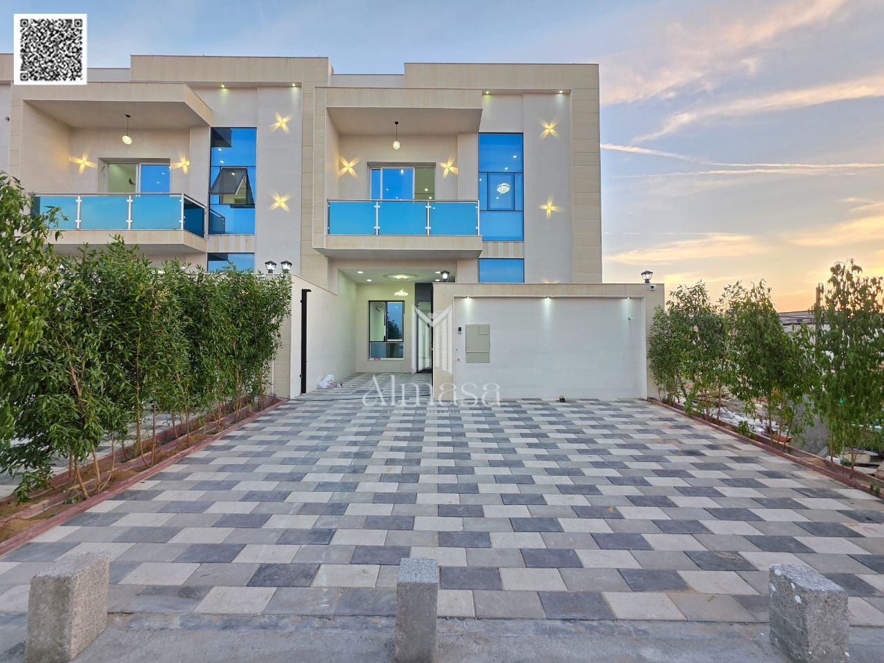 Your chance to own your dream villa: luxurious design, high-end finishing, two floors with a roof terrace, all at a price including registration fees.