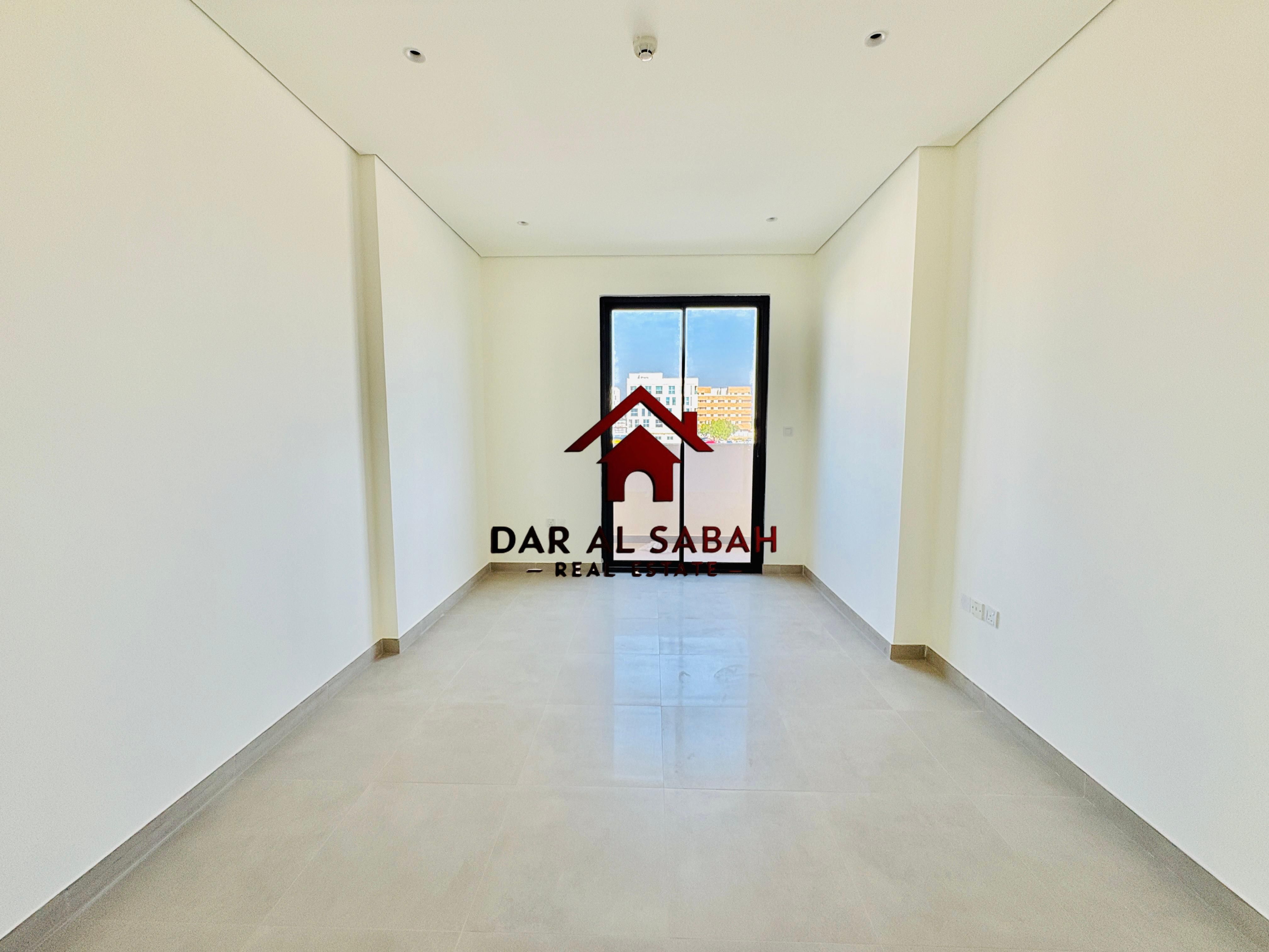 6 cheque payment /deposit cash / with wardrobe / with balcony /ready to move !