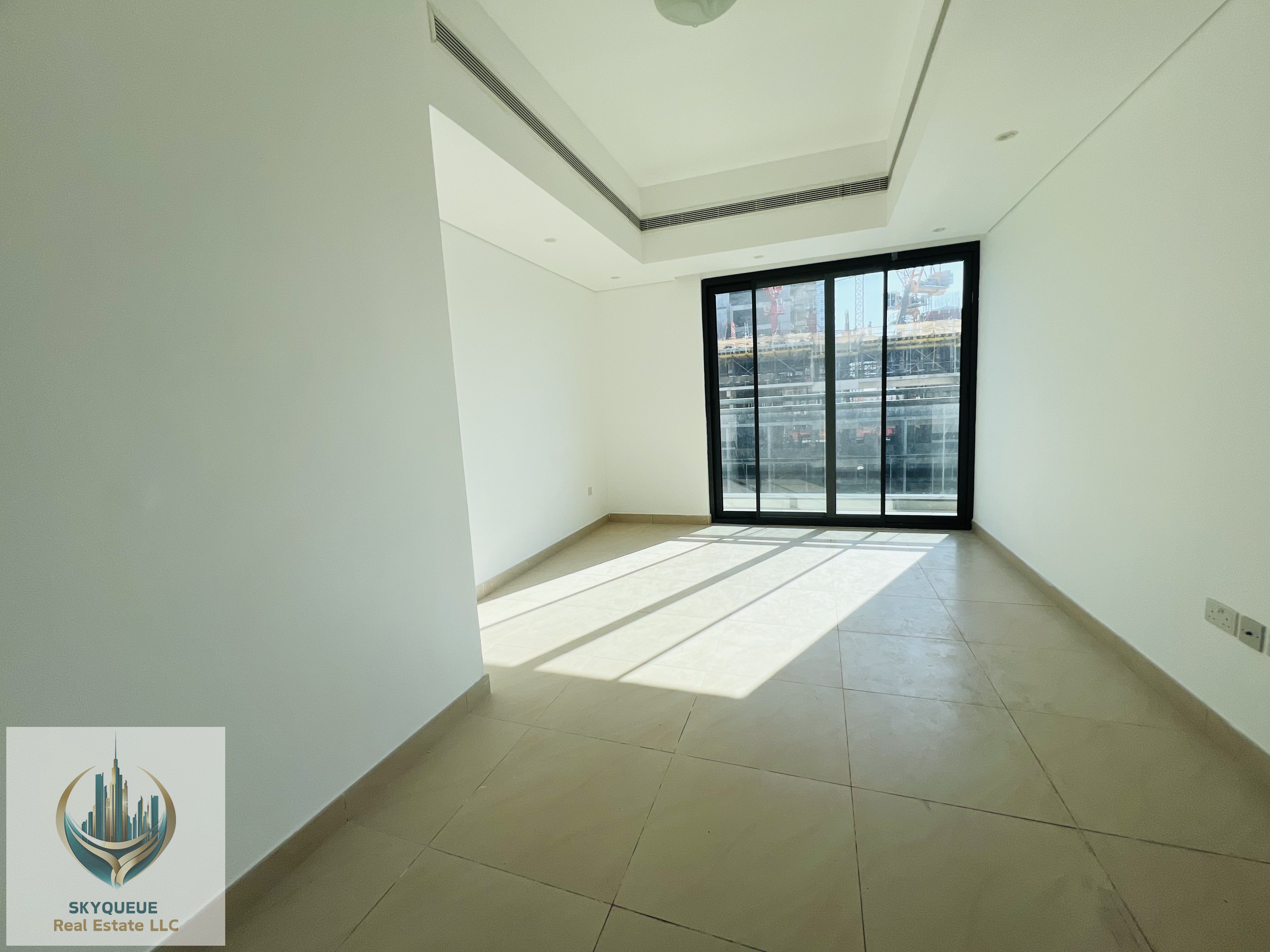 Spacious 1BR | Prime Location | Ready To Move