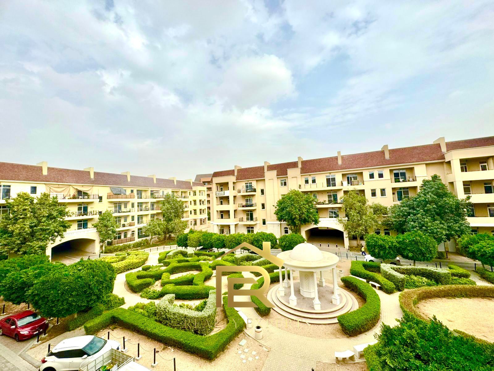 Fully Furnished 1 Bedroom Apartment for Rent in Weston Court 1 Motor City
