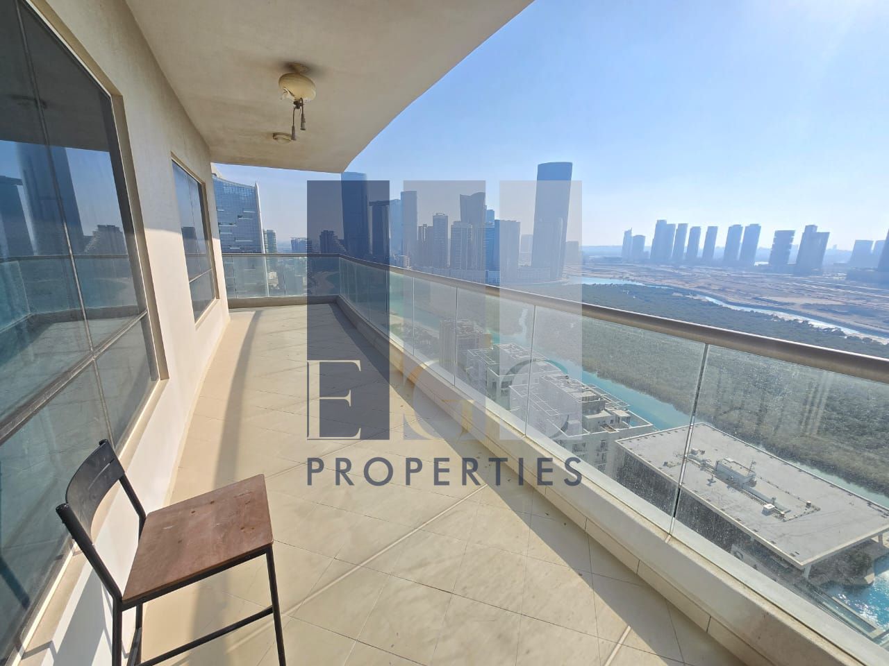 Fantastic 2BD | Airy Balcony | Creek View