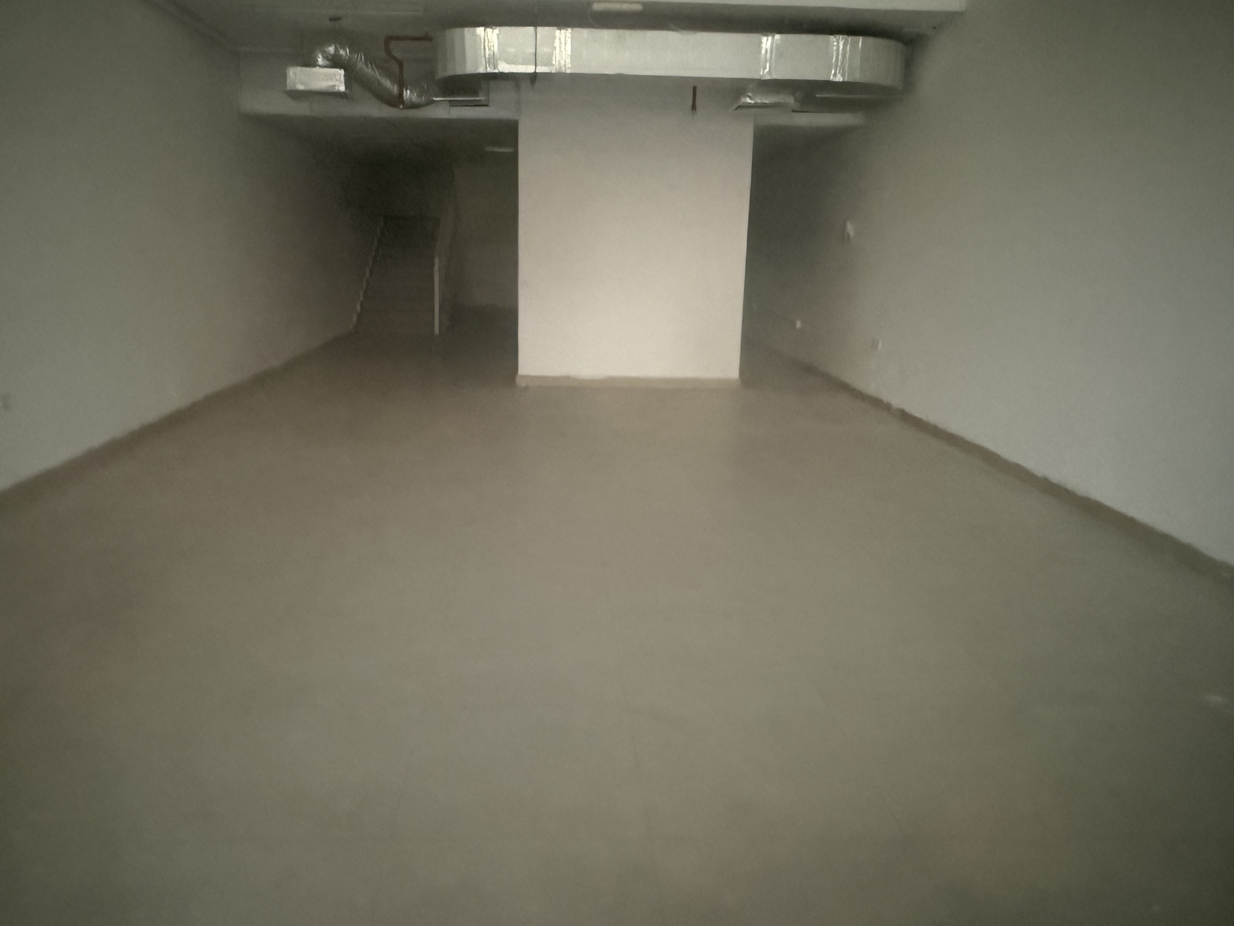 MEZZANINE FLOOR BIG SHOP AVAILABLE SHARJAH INDUSTRIAL AREA 1