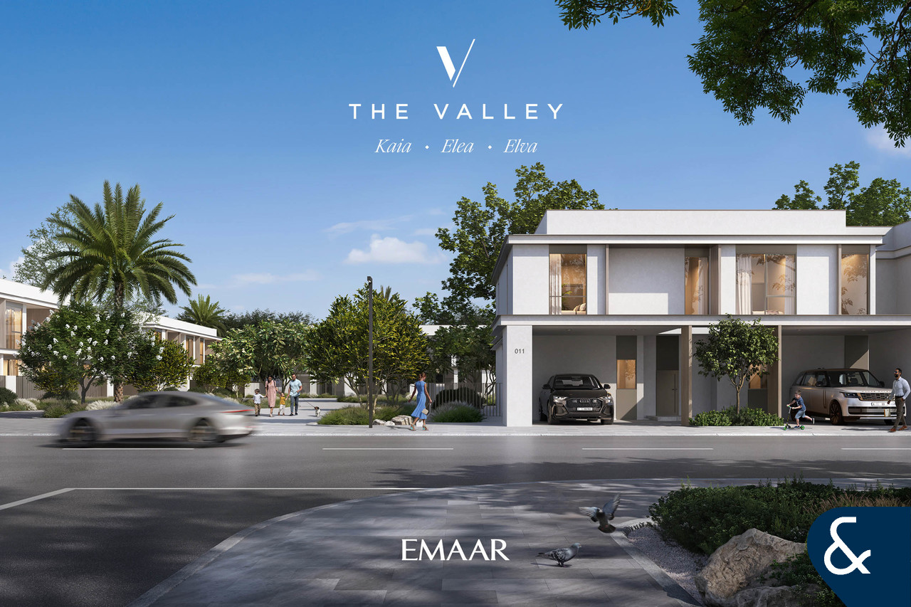 VASTU| Single Row | 4 BR Townhouse