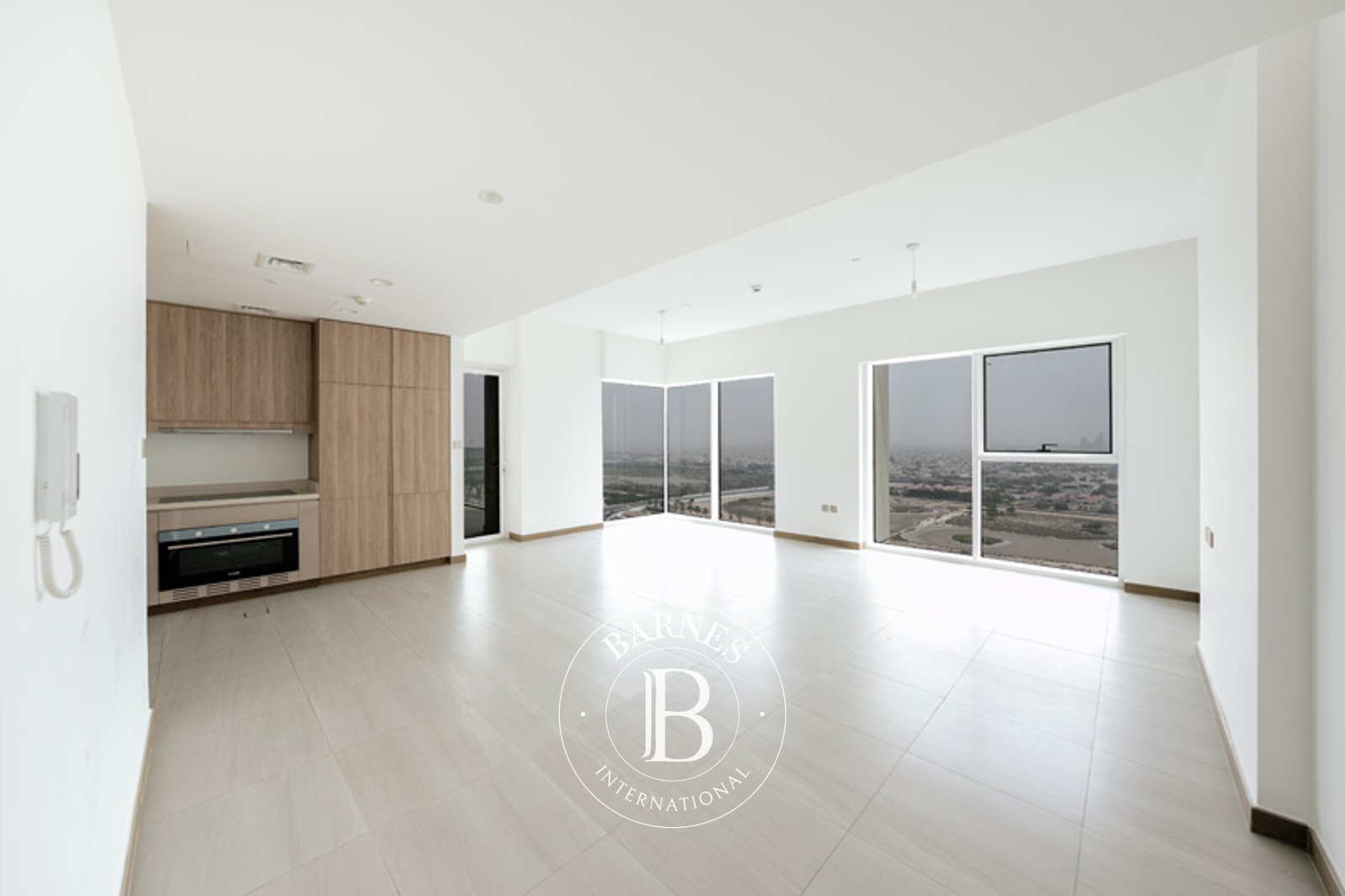 Canal Views | Spacious Unit | Vacant