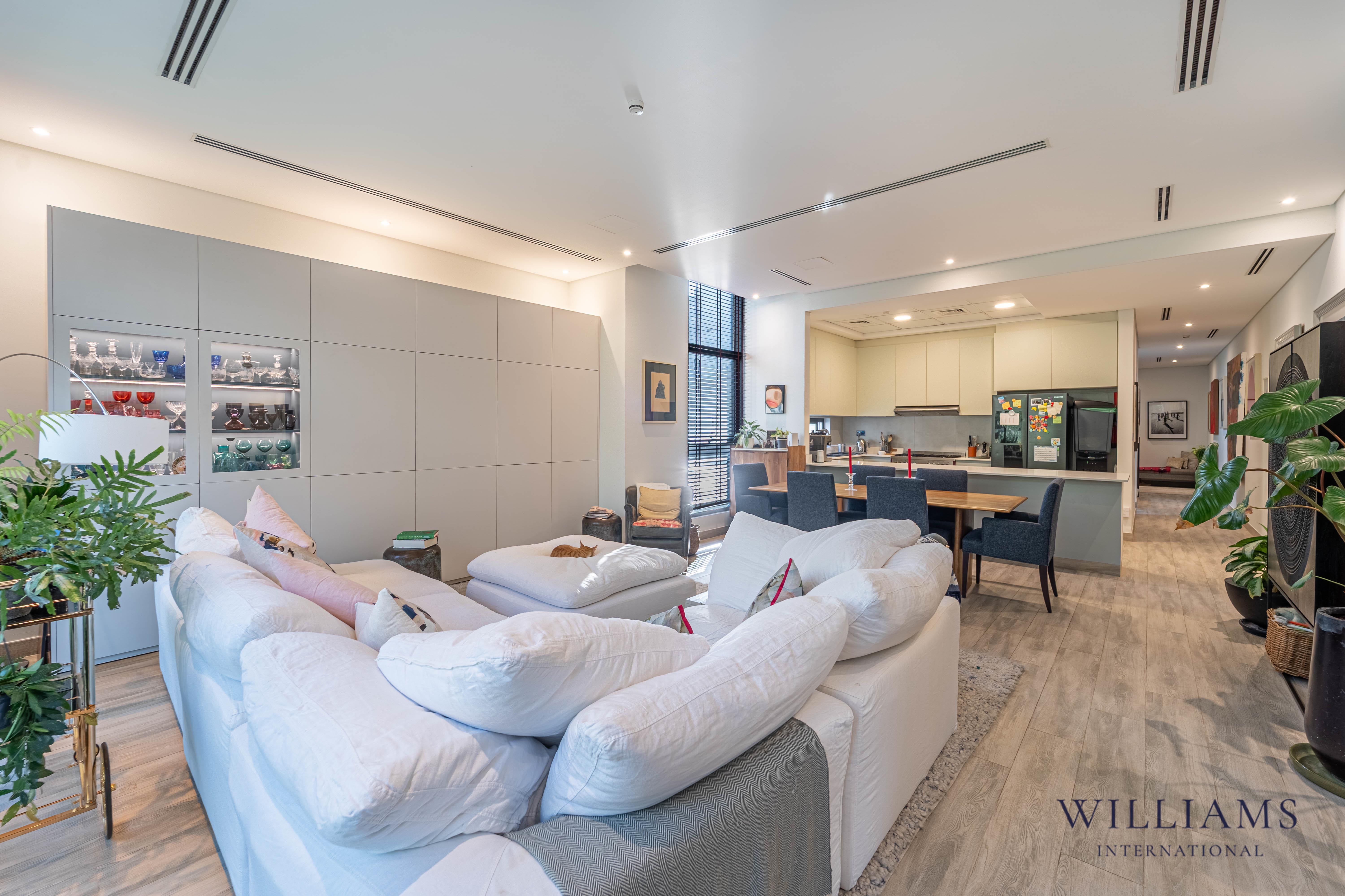 EXCLUSIVE | PARK BACKING | 4 BED | HIGH-SPEC | VOT