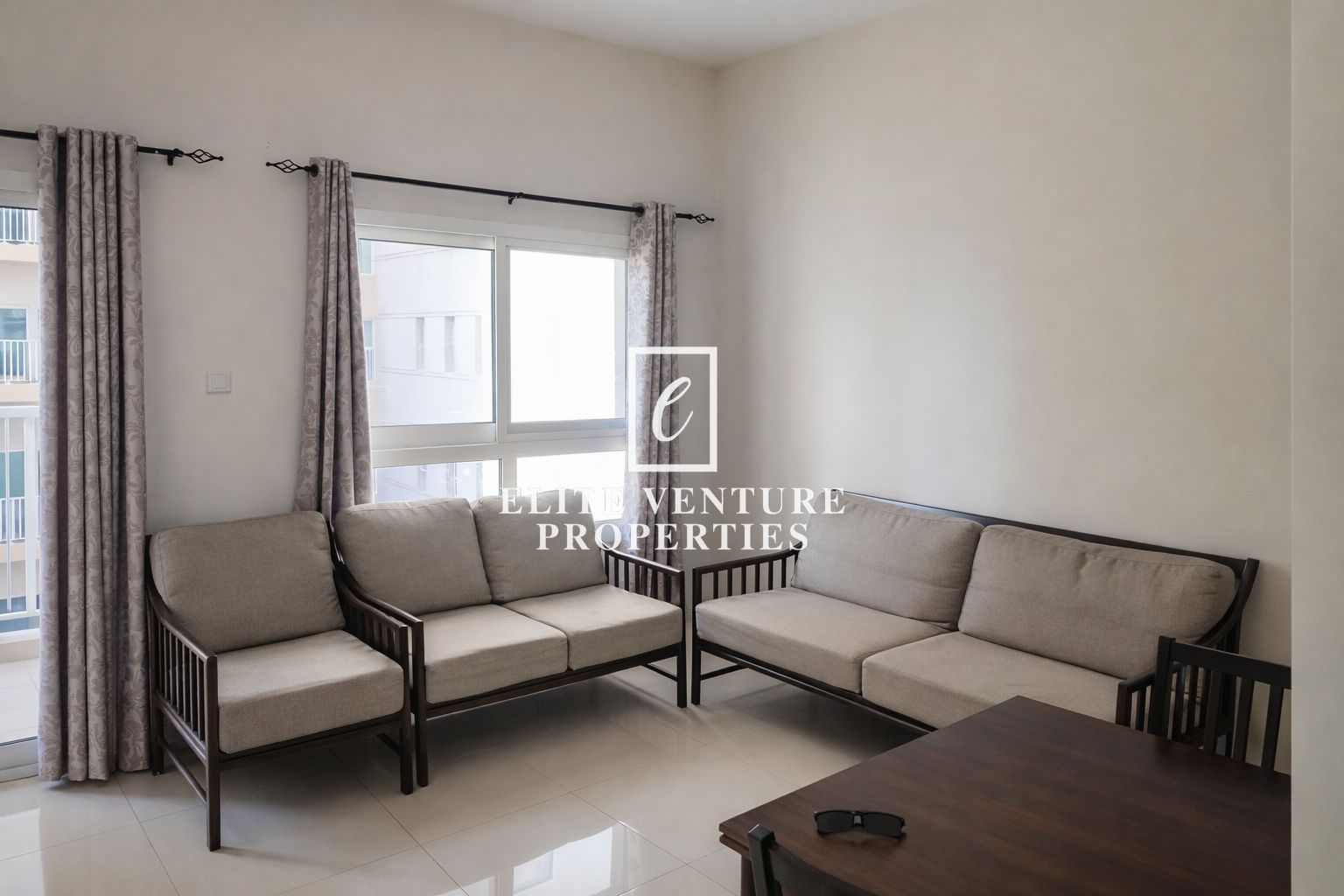 INVESTOR DEAL | DEDICATED SELLER | 2 BED+MAID | TENANTED