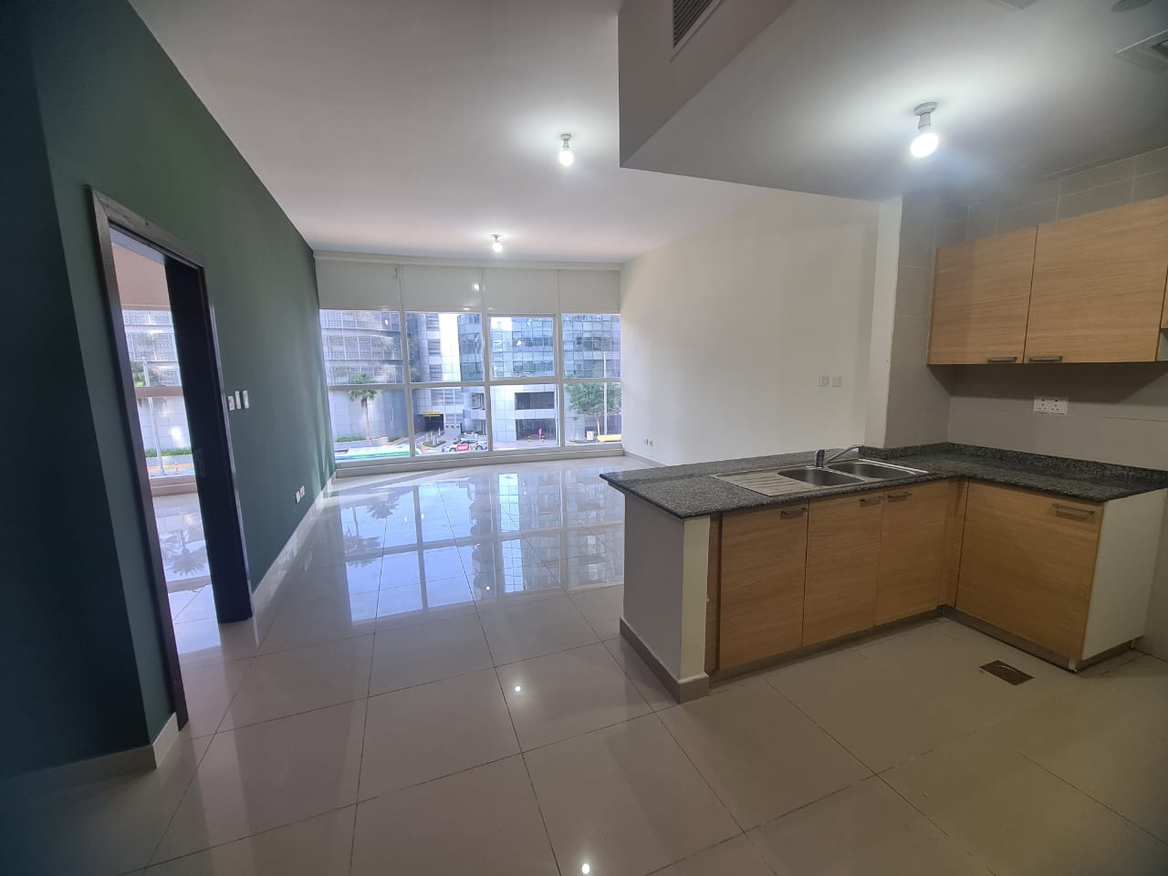 PRIME LOCTION | RADY TO MOVE | HOT OFFER