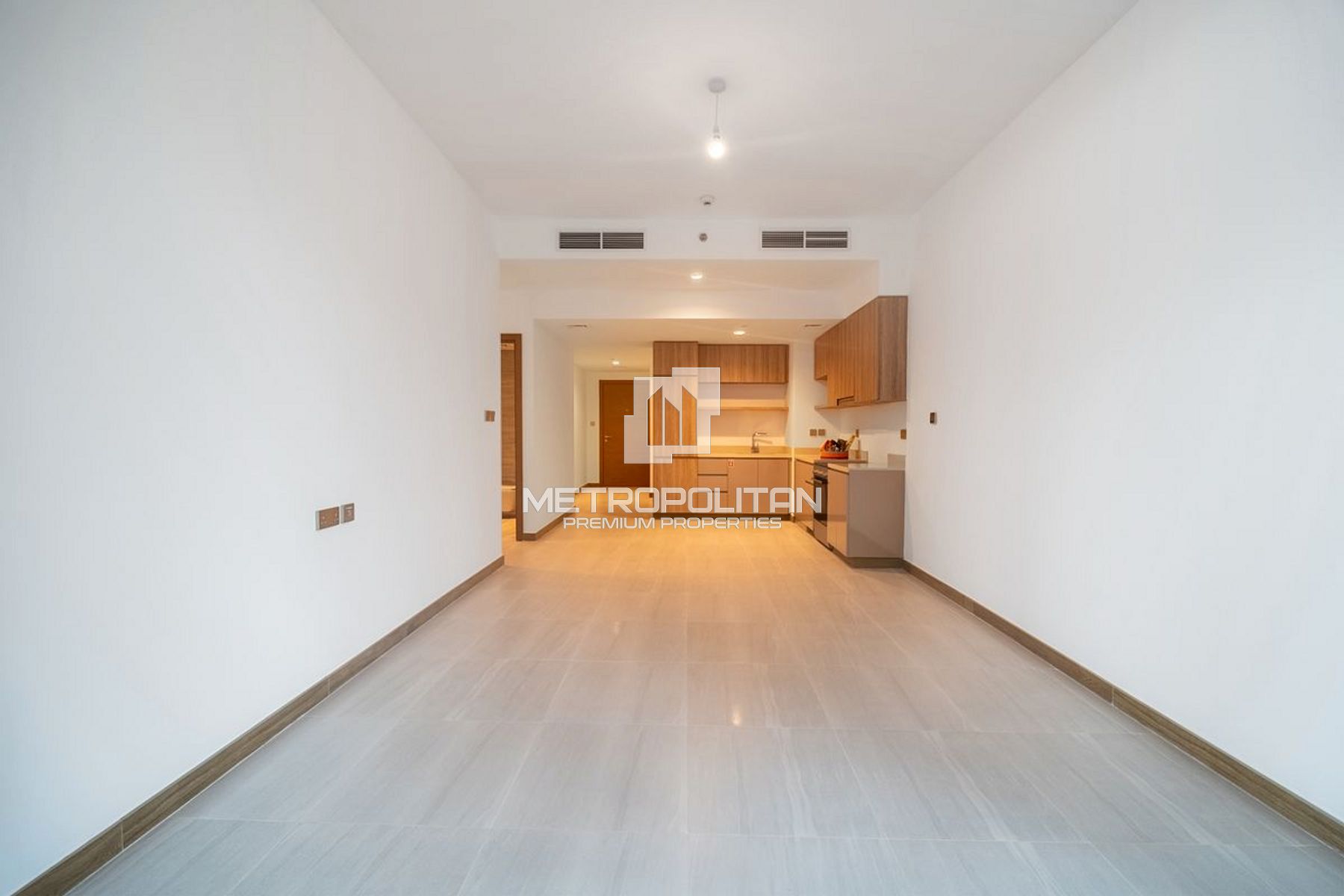 Vacant 2nd February | Modern | Prime Location