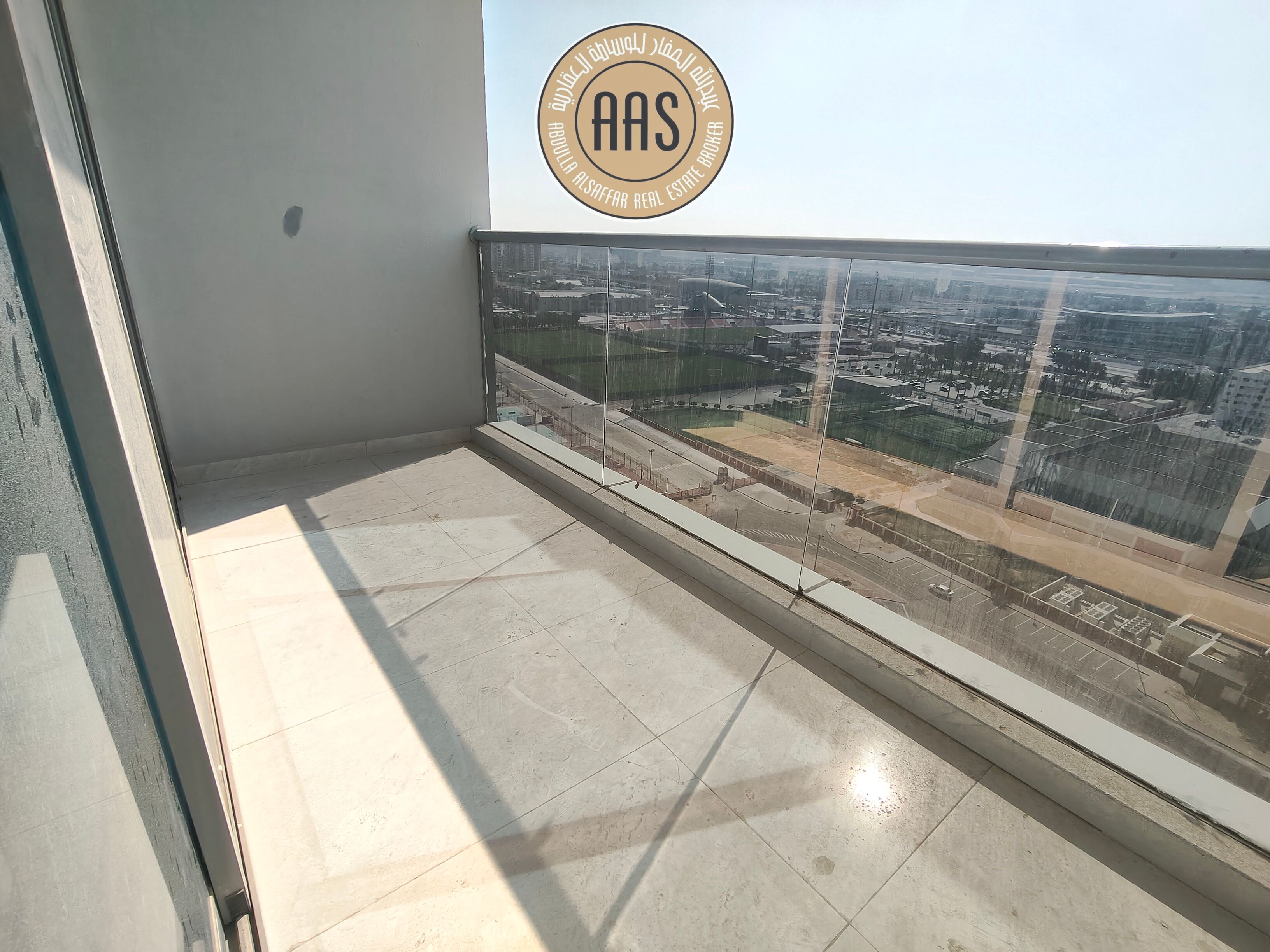 1700 Sqft Spacious 2BHK+Maid Room With Balcony All Amenities Close To Metro Station