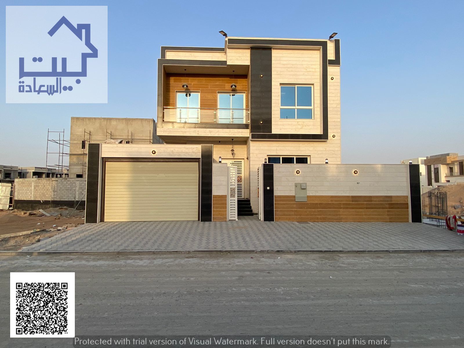 Luxury villa for rent, excellent finishing, first occupancy, at a very special price and in a strategic location. It features built-in wardrobes.