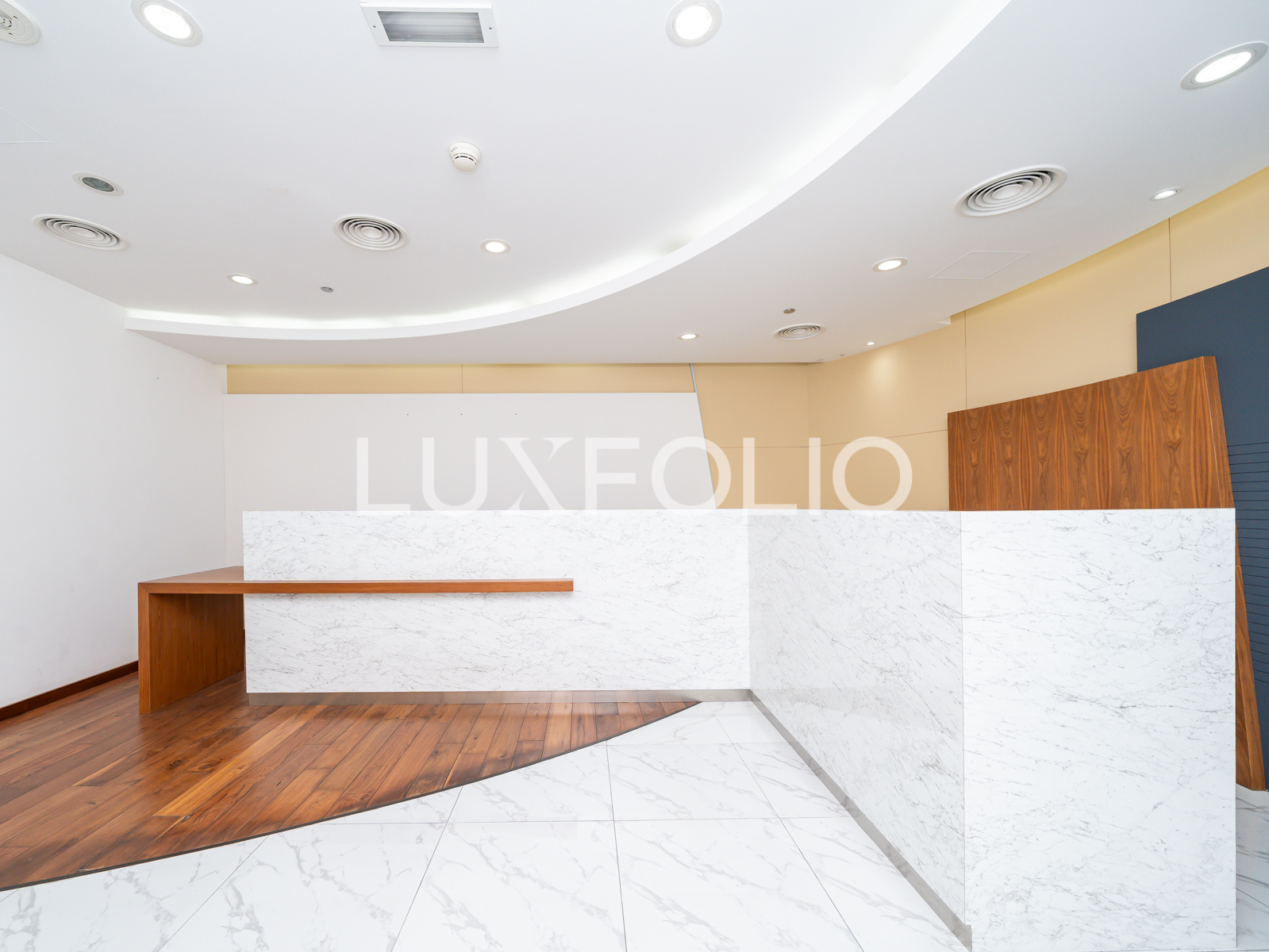 GRADE A BUILDING | VACANT OFFICE | 6 PARKINGS