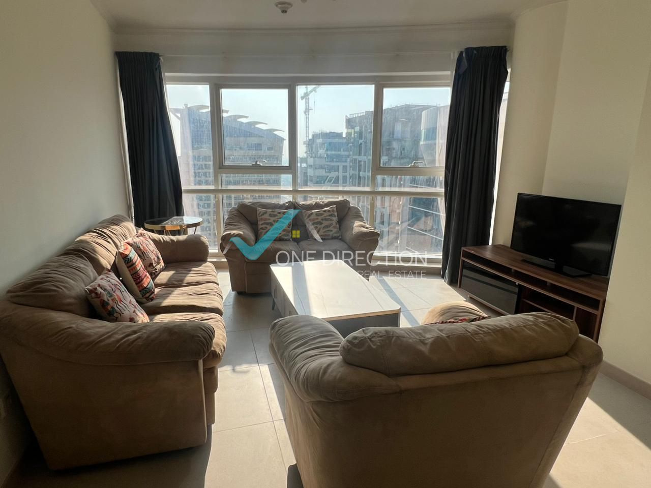 Semi Furnished | High Floor | Spacious Layout