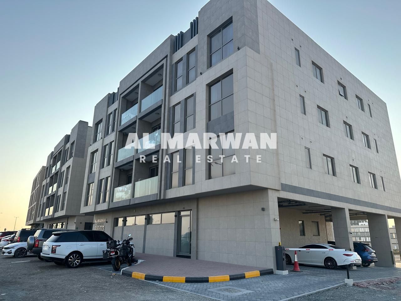 ONE MONTH FREE - 3BHK With Balcony + Maidroom - Parking free