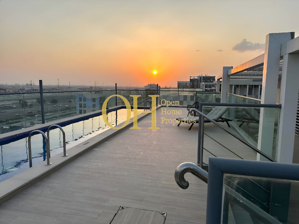 Fully Furnished Penthouse | Canal View | Well Maintained