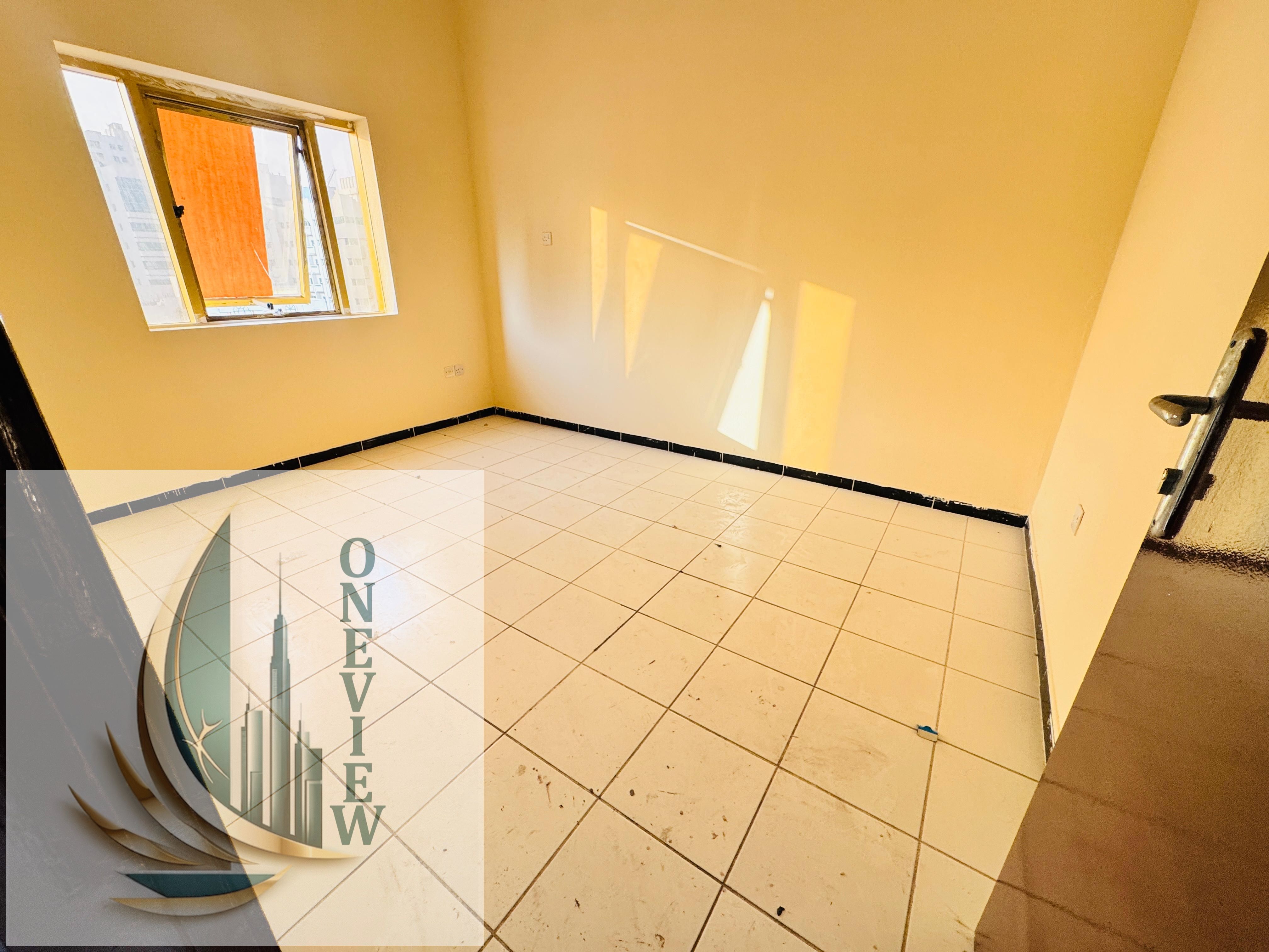 HOT OFFER//LAST CHANCE//VERY SPAISIUS 1BHK WITH BALCONY ONLY 28,000 ABU SHAGARA//CLOSE TO SUPER MARKET