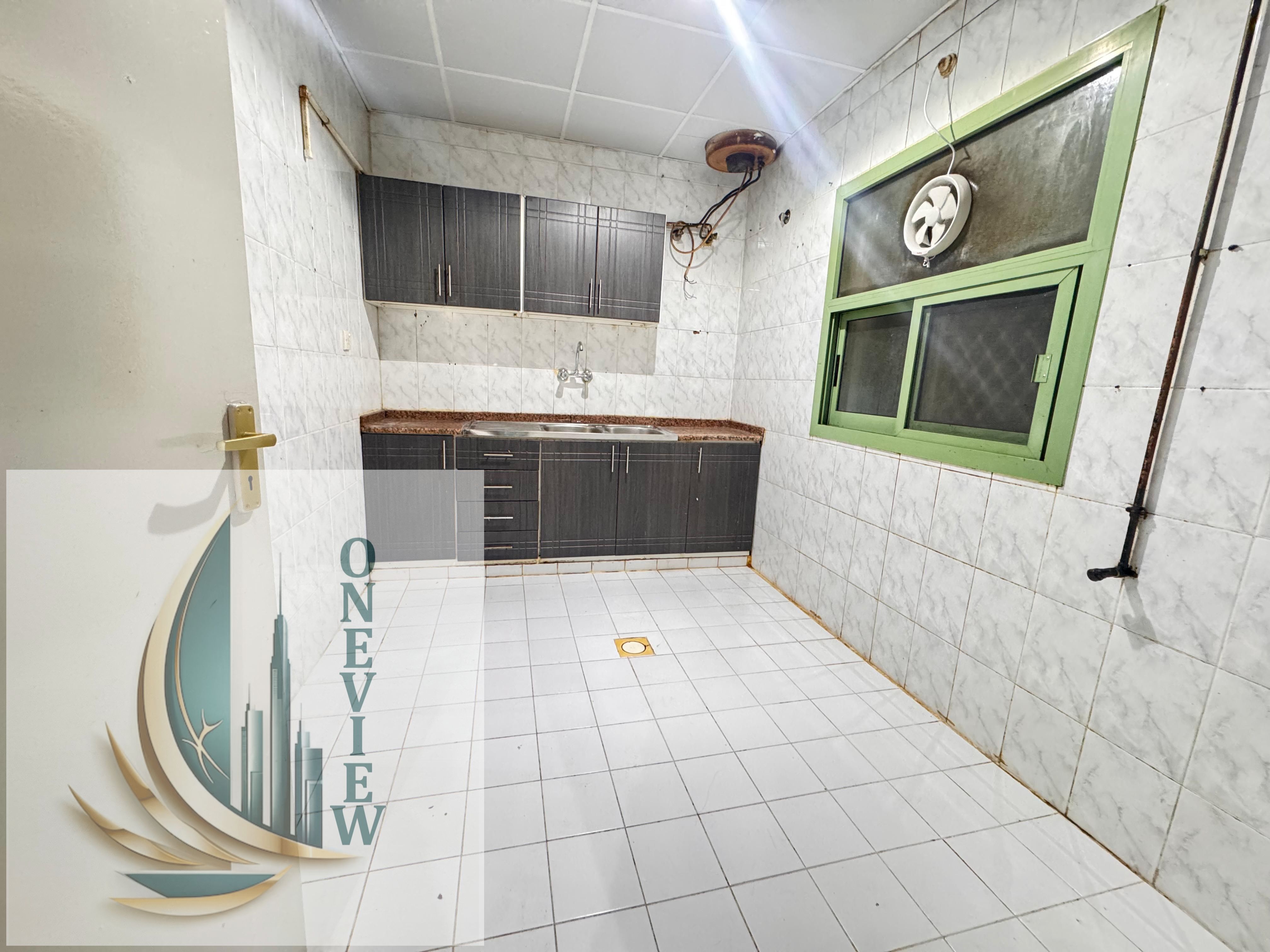CHEAPEST PRICE//LAST CHANCE//VERY SPAISIUS 1BHK WITH BALCONY OPEN VIEW RENT ONLY 28,000 CLOSE TO PARK
