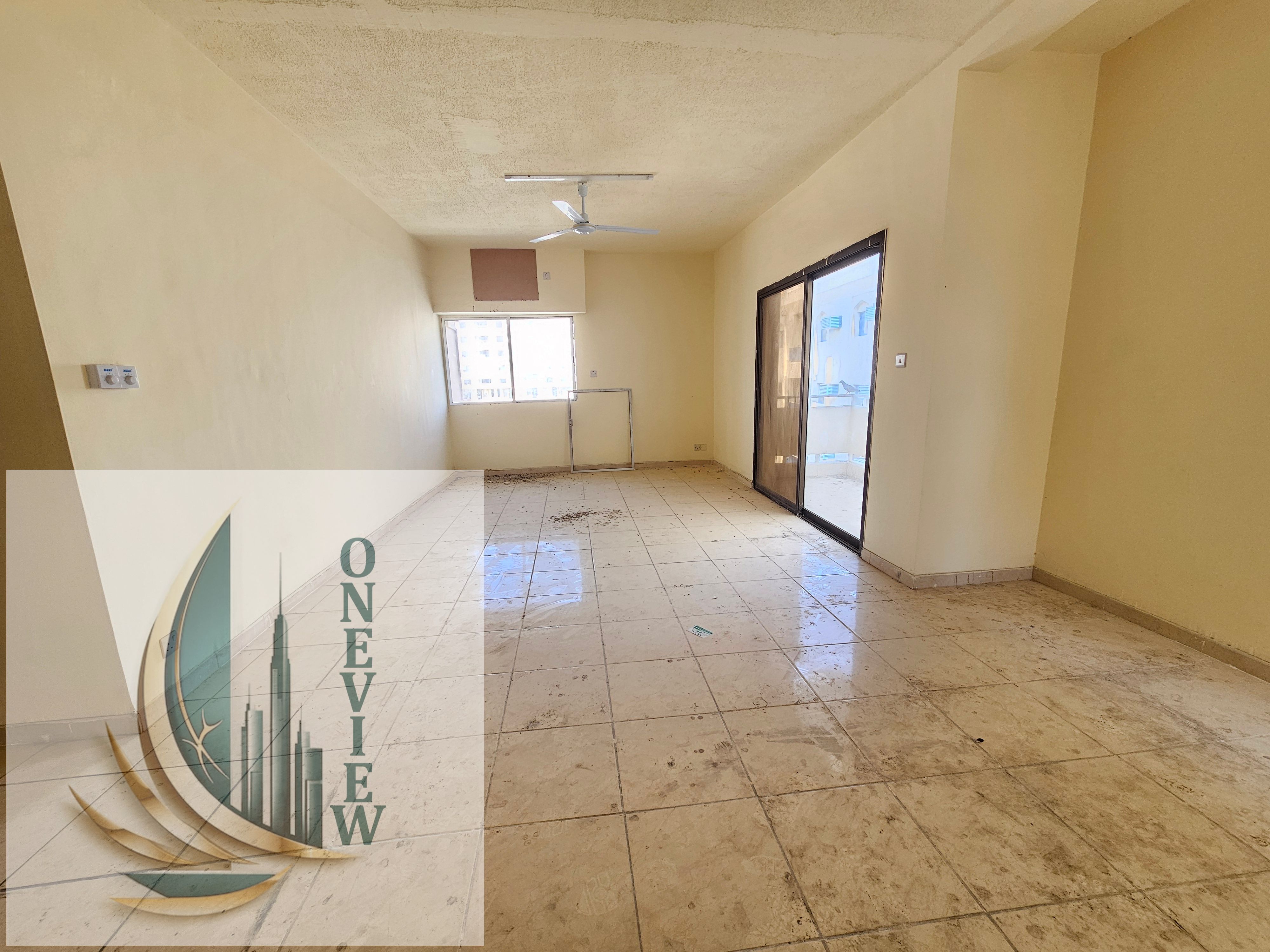 FLAT FOR BUSNINES 1 BHK RENT 25K WITH 2 BALCONY CLOSE HALL