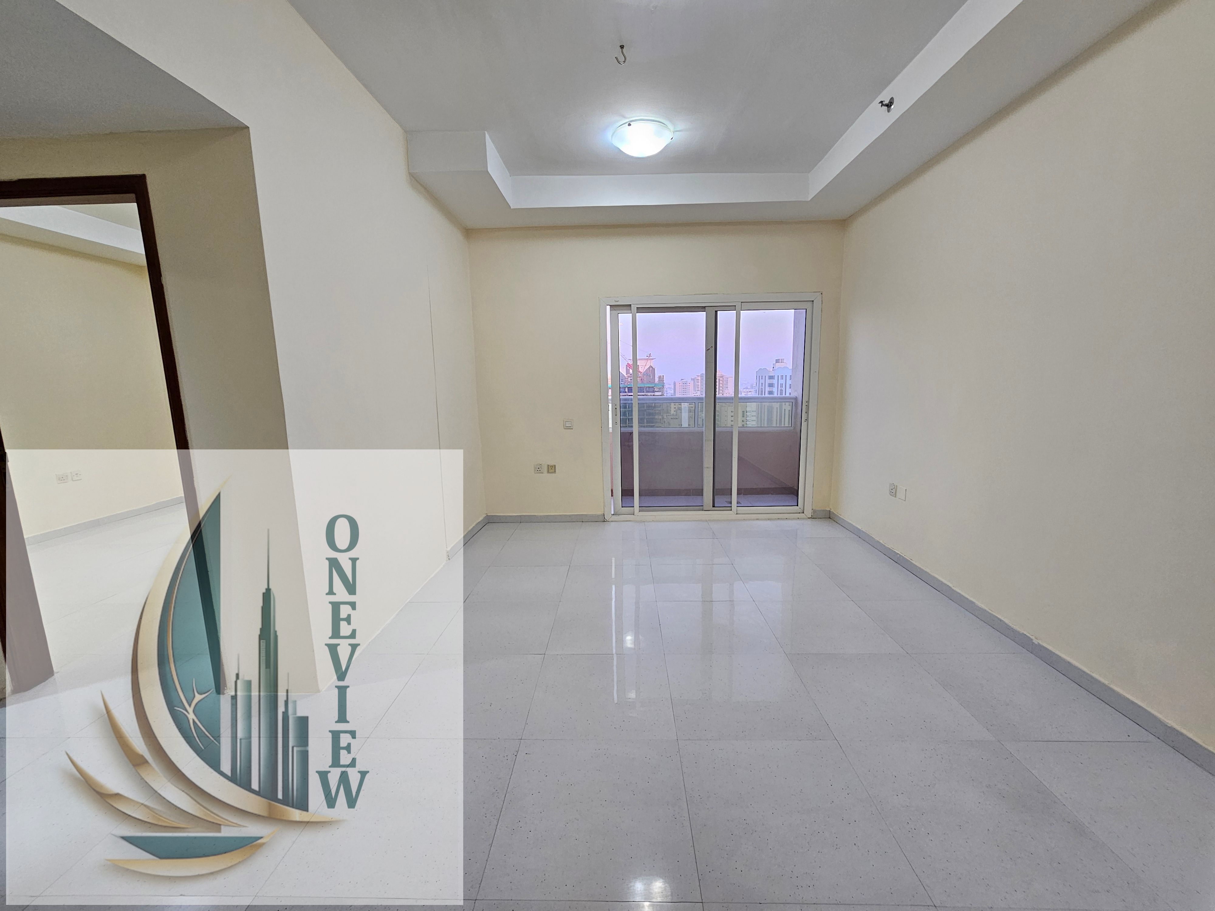 LIKE A BRAND NEW BUILDING NO DEPOSIT CASH RENT 33K WITH BALCONY NEAR BY KING FAISAL STREET
