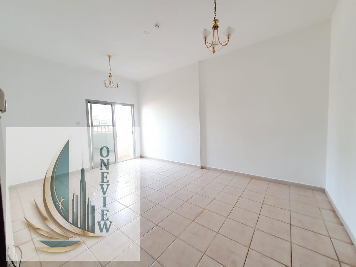 FULLY SPACIOUS APARTMENT GYM POOL FREE CENTRAL AC JAST FOR RANT 37.999