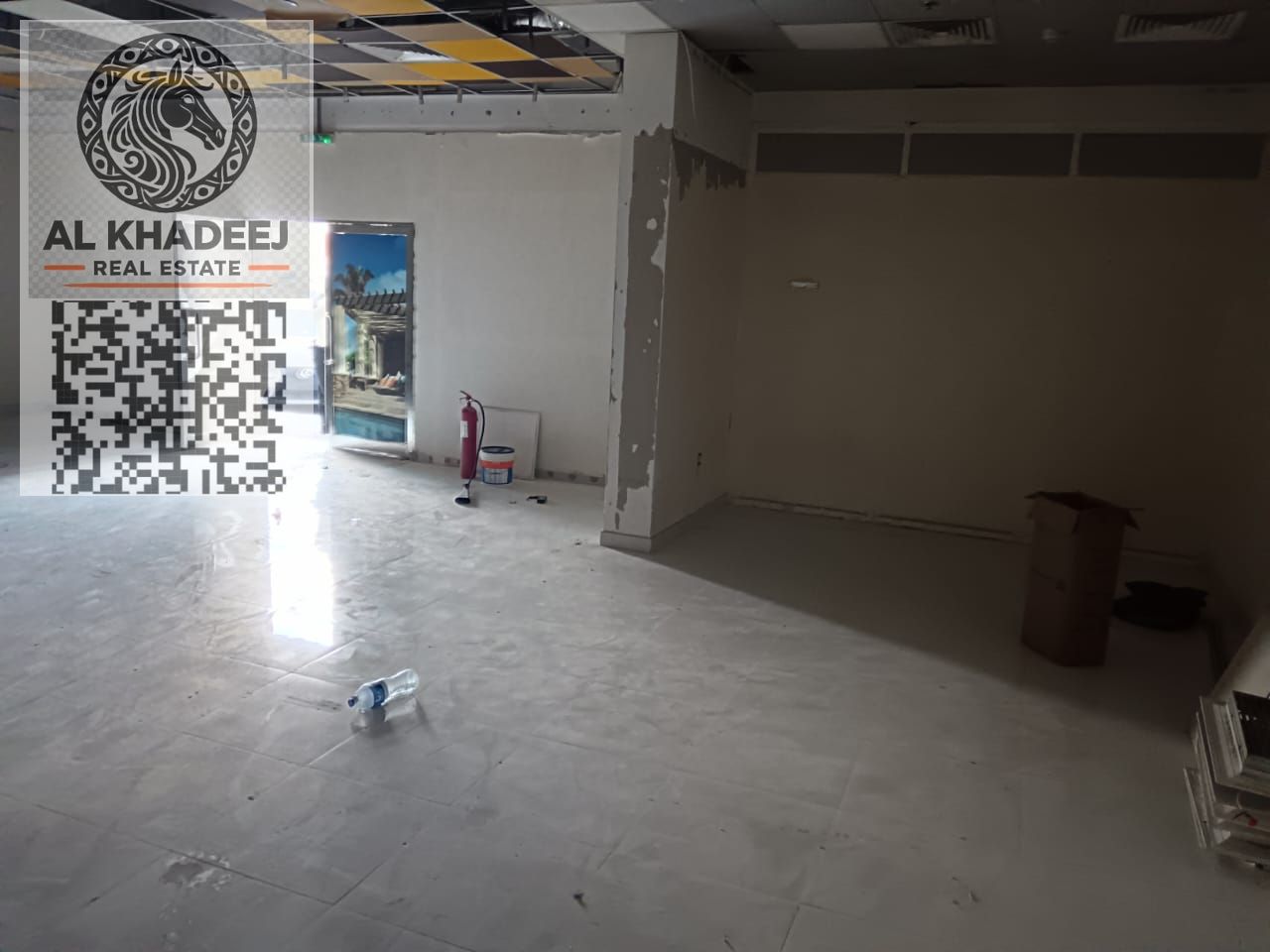 A large shop space presents an excellent opportunity for entrepreneurs and investors to open a business in a prime location in the Mushrif area.