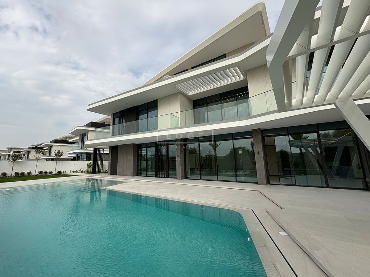 GENUINE RESALE | BRAND NEW | LUXURY LIVING