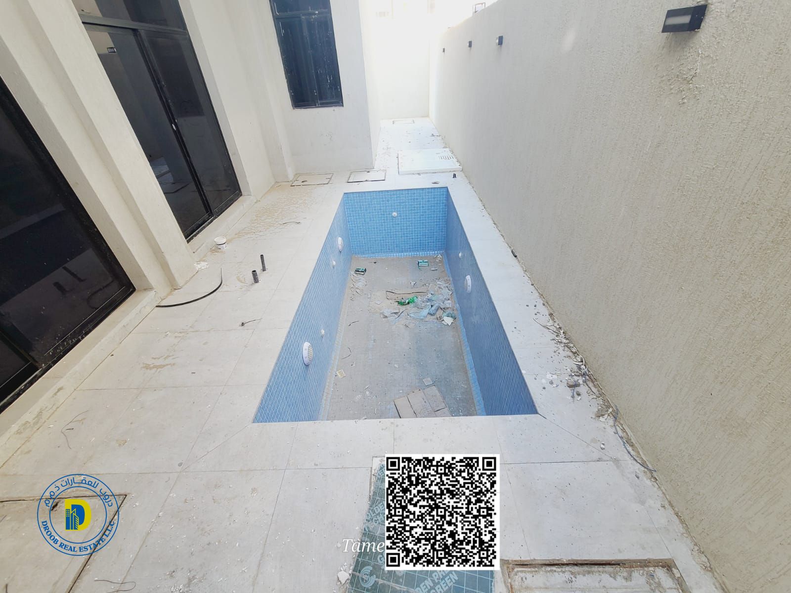 For sale at a great price: Modern villa in Al Yasmin, 5 bedrooms with a pool, super deluxe finishing, freehold , bank financing