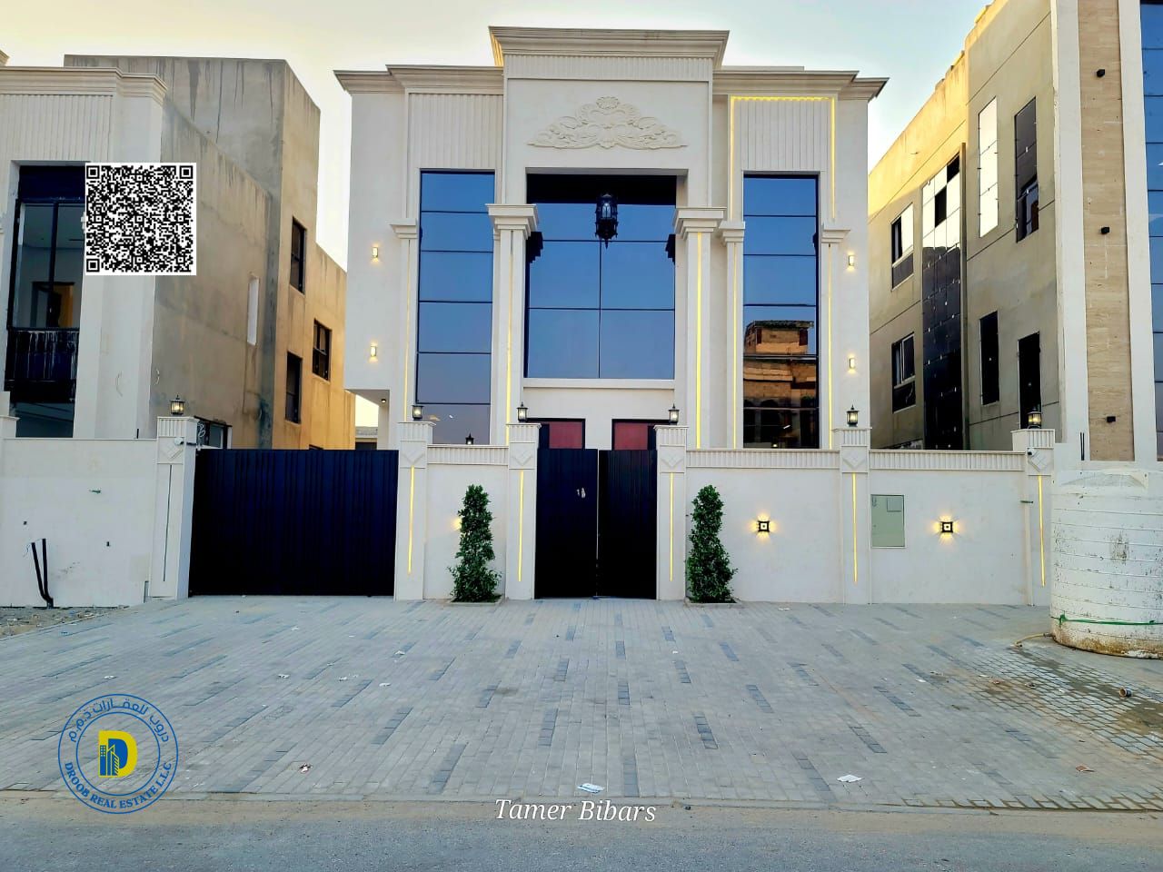 For sale: Modern 5-bedroom villa with a roof terrace, including registration fees, in Al Helio 2, Freehold . Bank financing .