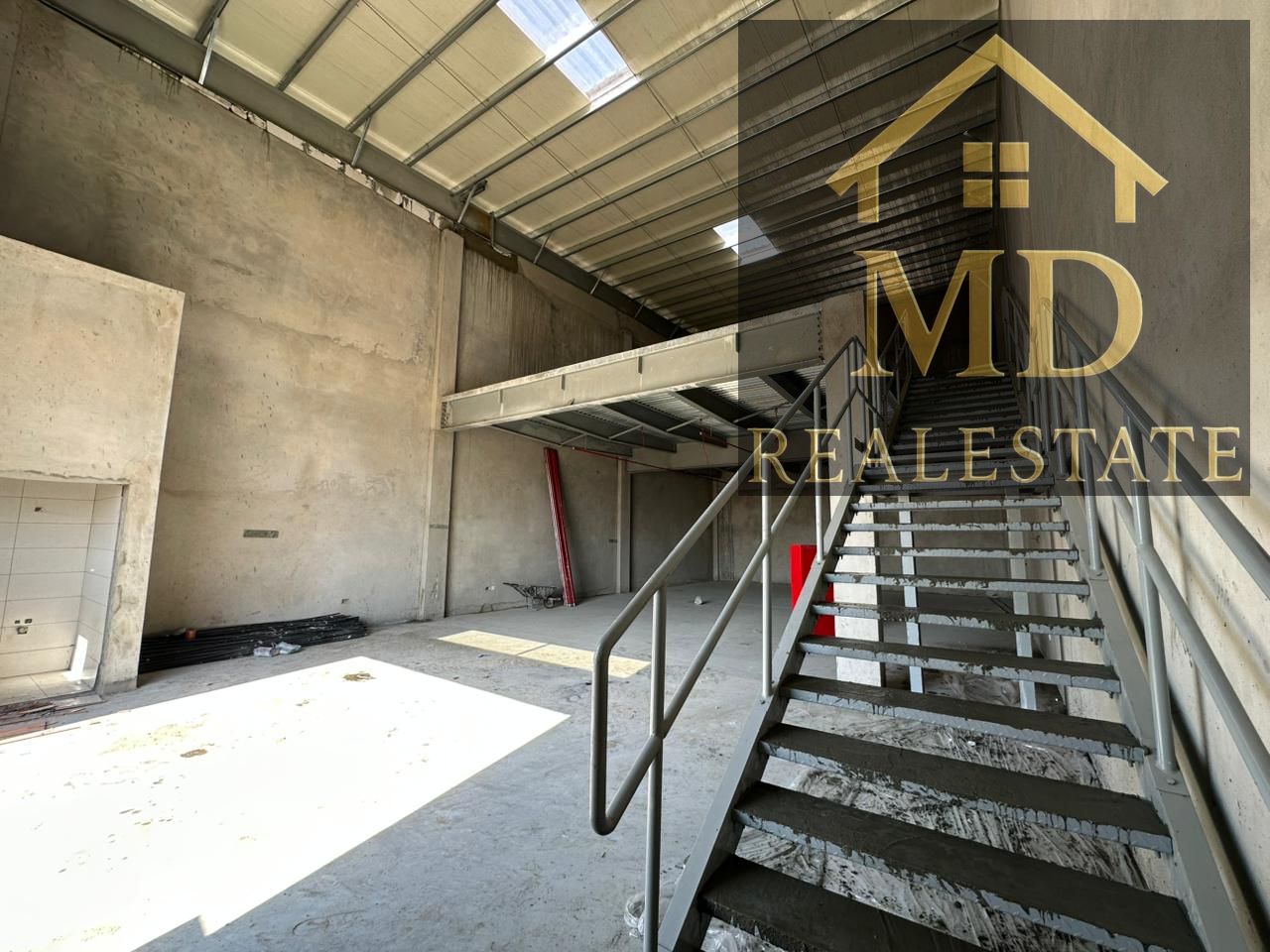 Warehouse for rent - a strategic, practical, and spacious location in a vital location. Suitable for a wide range of commercial activities.