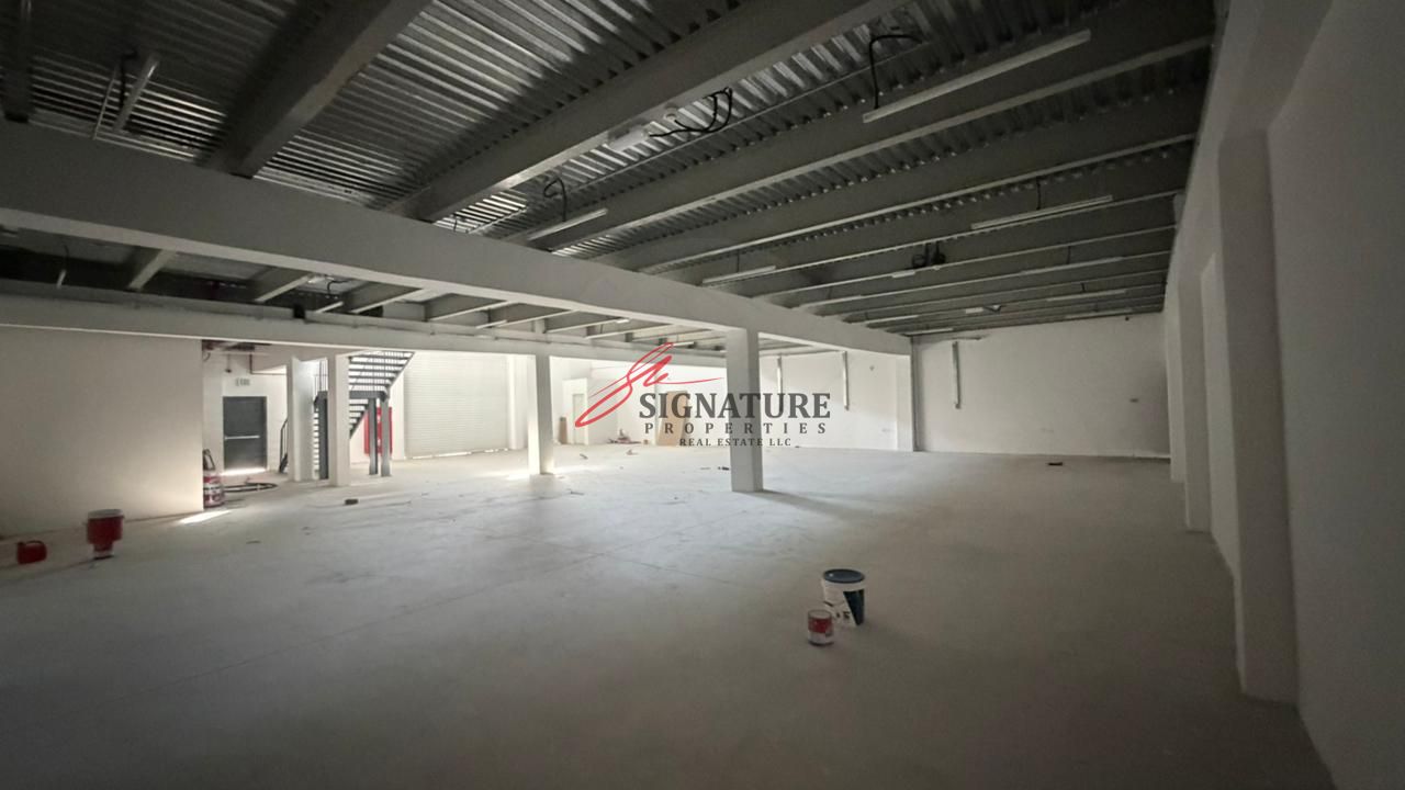 WAREHOUSE | EASY ACCESS TO MAIN ROAD | MORE OPTIONS AVAILABLE Warehouse for Rent – Jurf Industrial 3
