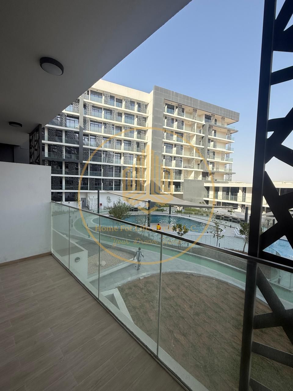 Charming 1 BR at The Gate, Masdar City