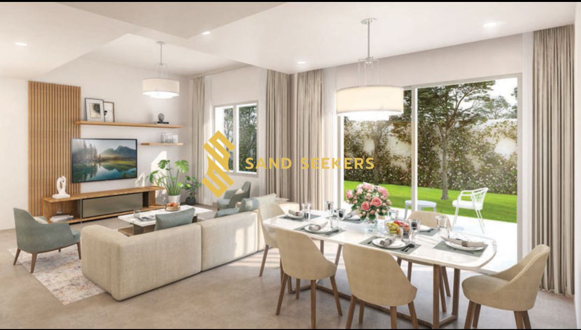 Mediterranean Living Style ! Vibrant Community