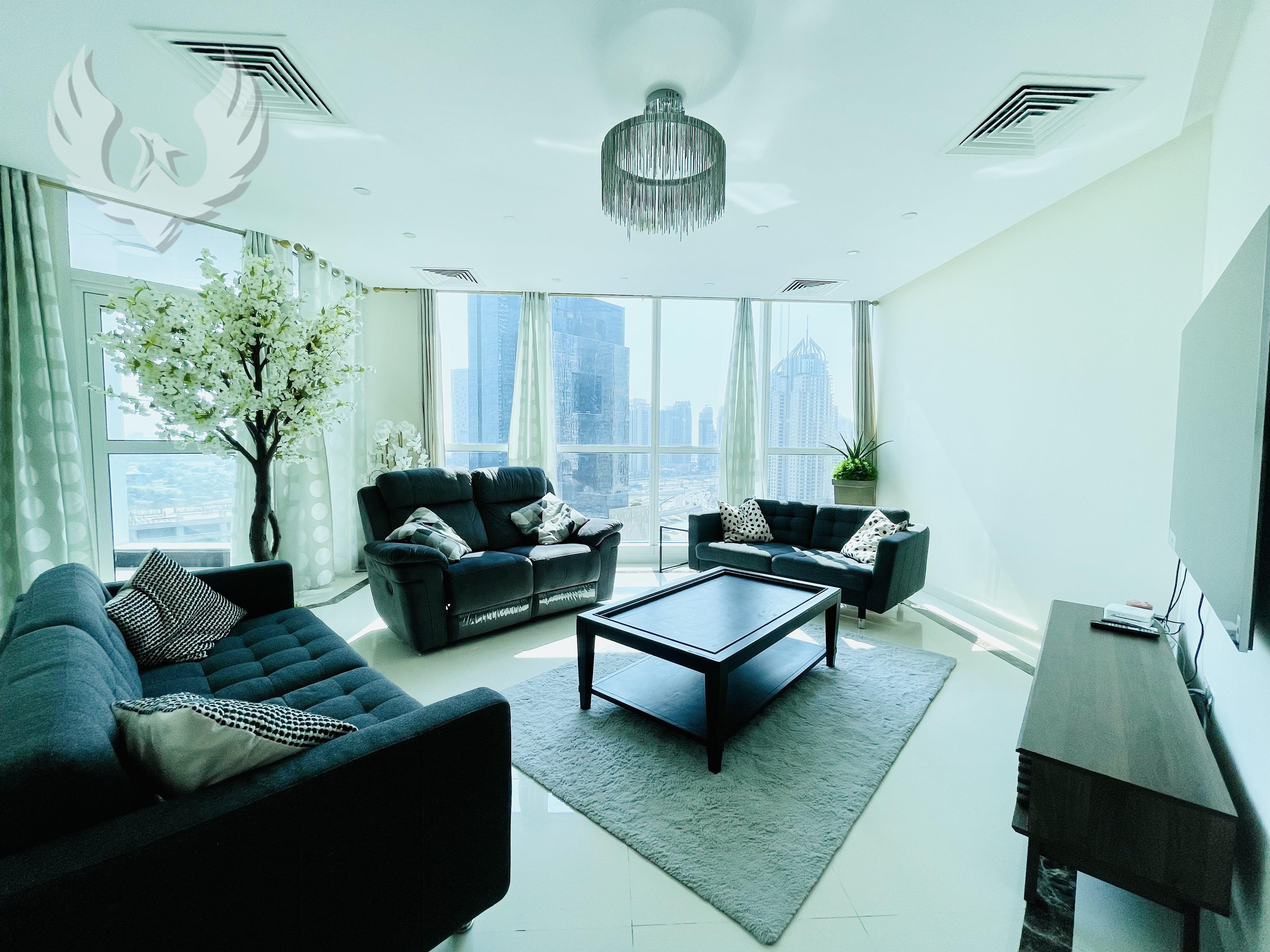 Fully Furnished| Vacant| Stunning Marina Views