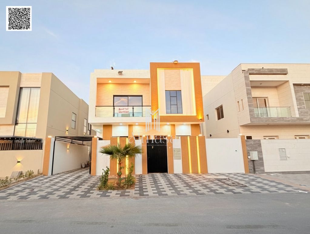 Own your dream villa with a very high-end finish and a very prime location close to all services, directly behind the mosque.