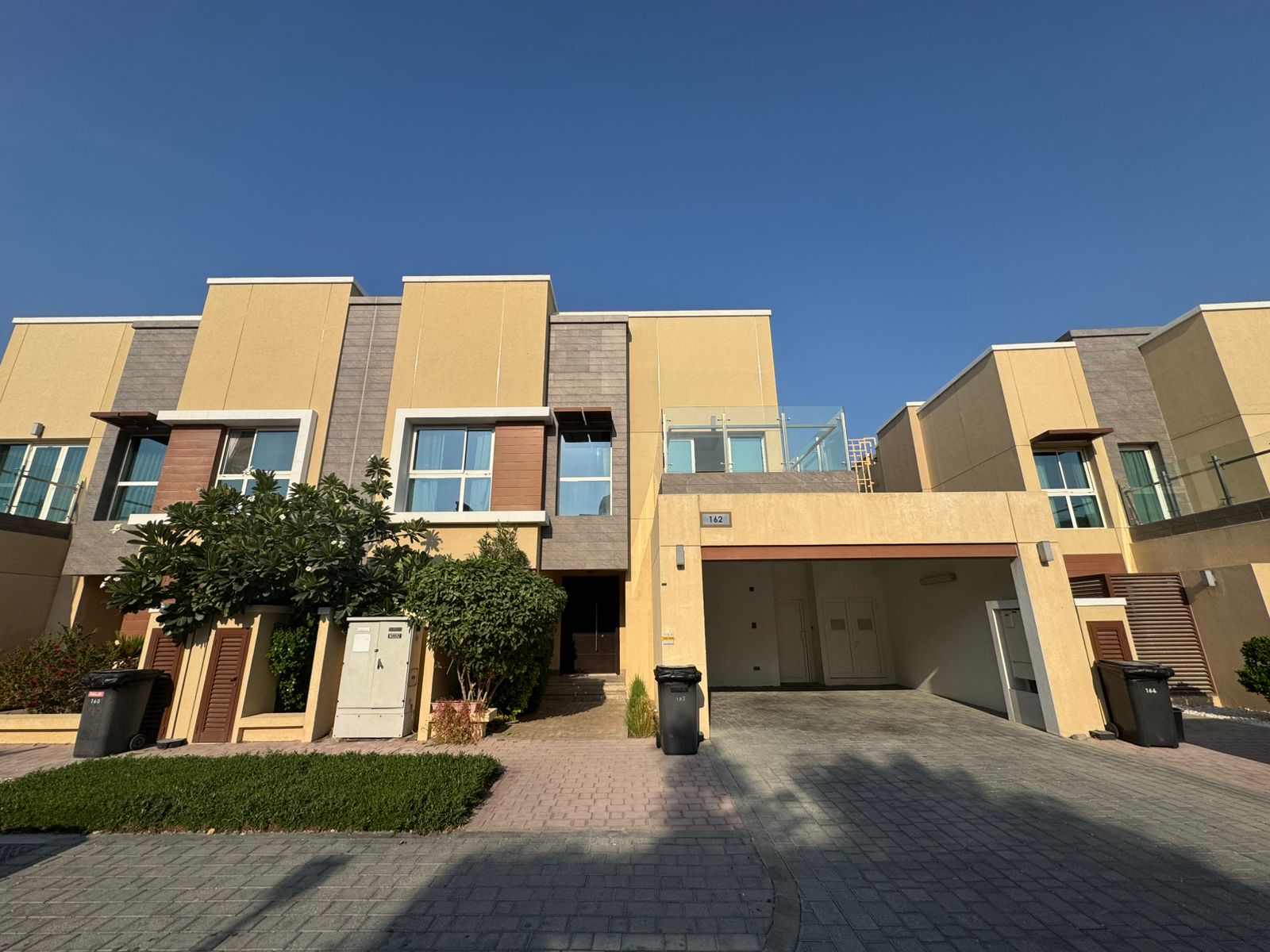 Type 3S1 | 3 bedroom + Maid’s room | Like brand new