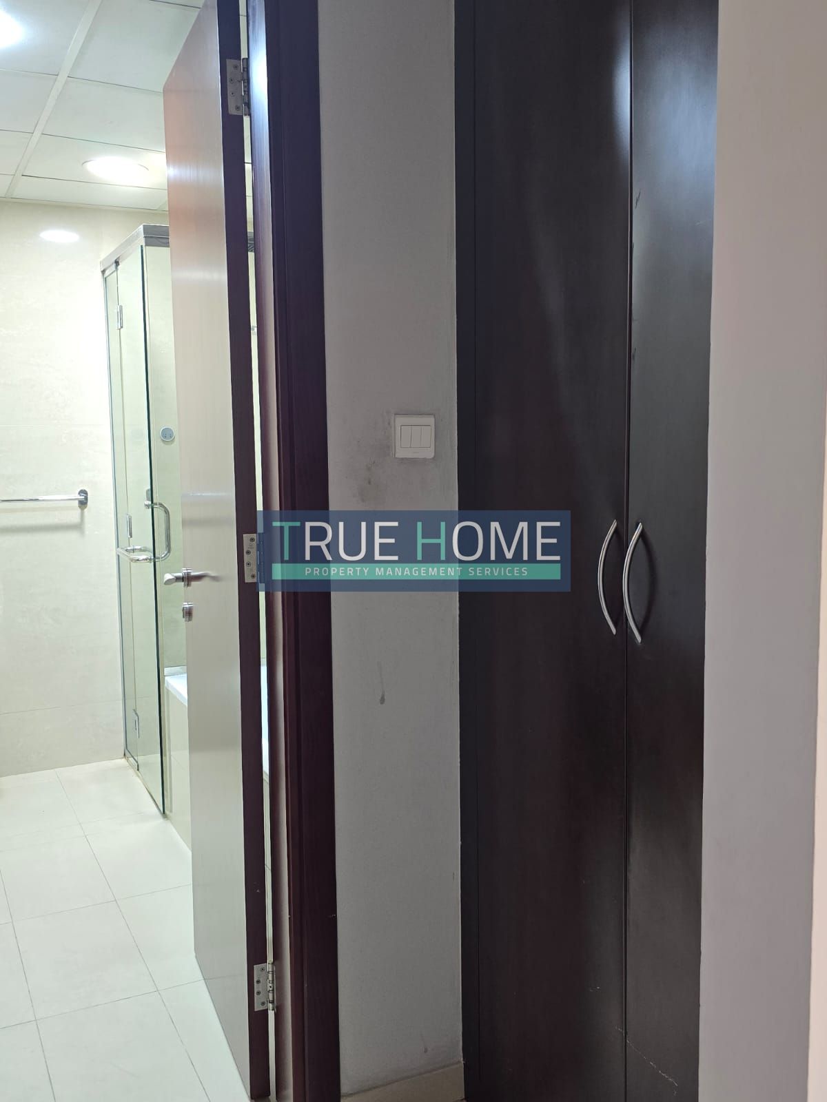 Villa for Rent in Al Jouri – Al Zahia | 3 Bedrooms & Spacious Living Areas