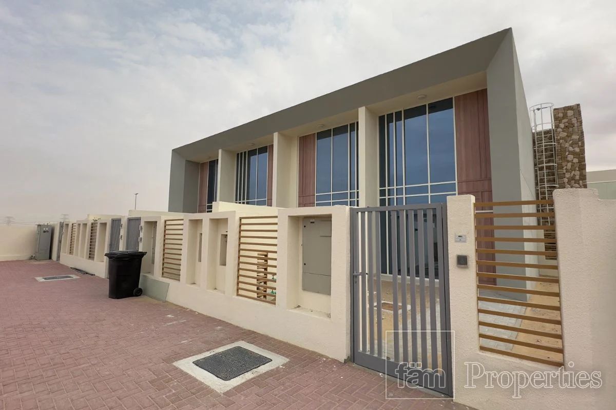 Corner Unit | Great Location | Vacant In March
